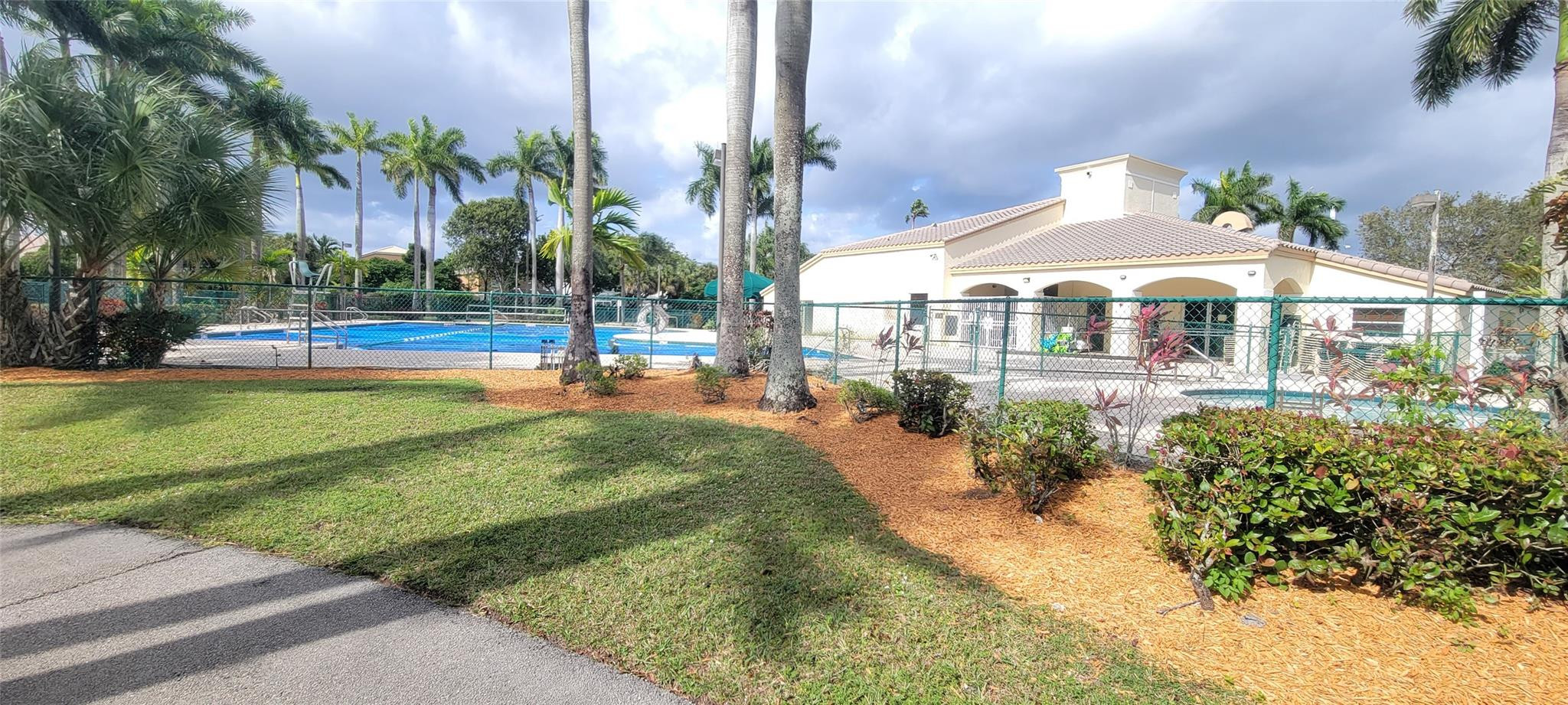 728 NW 156TH, Pembroke Pines FL 33028