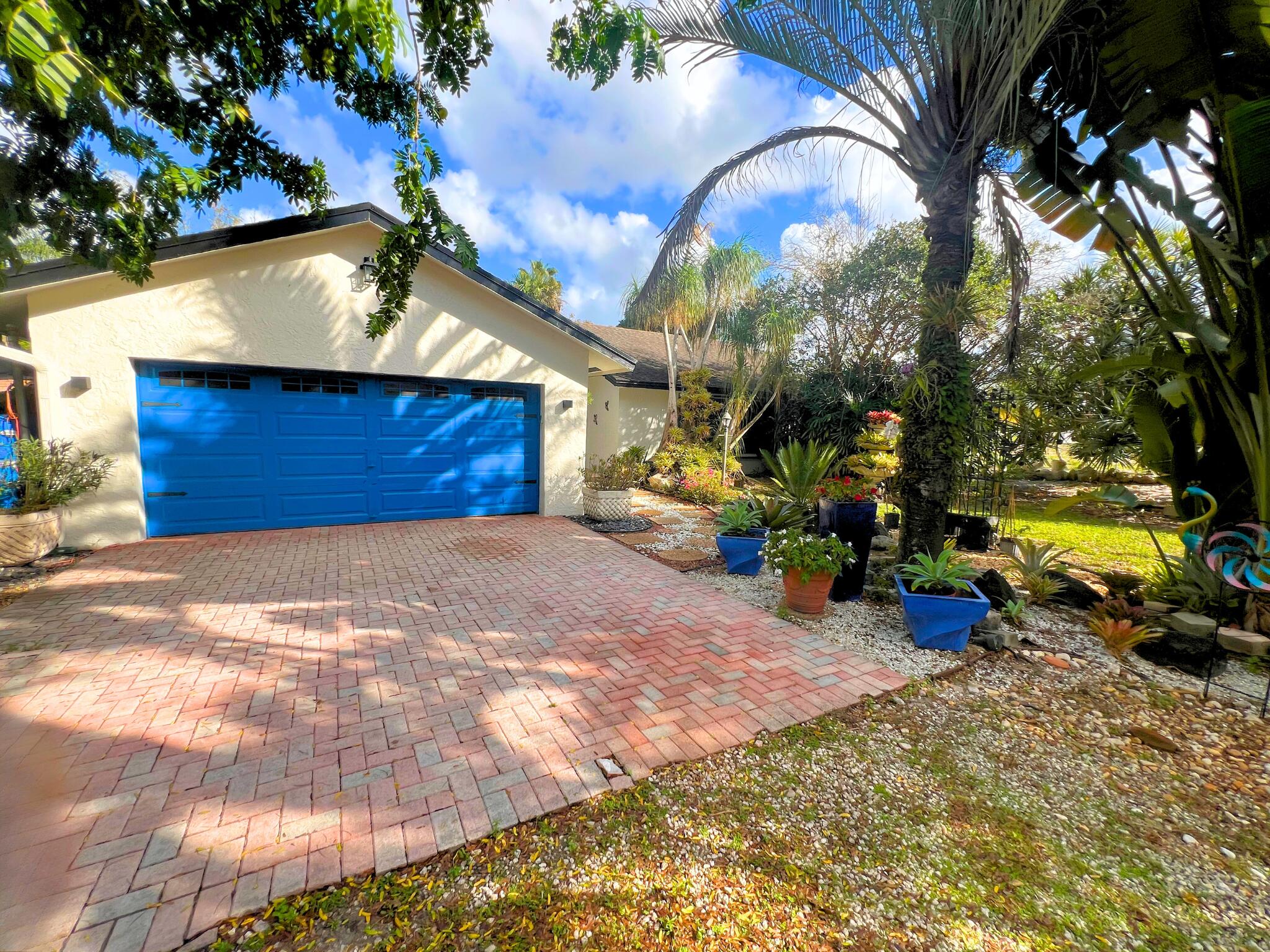 7300 NW 44TH, Fort Lauderdale FL 33073