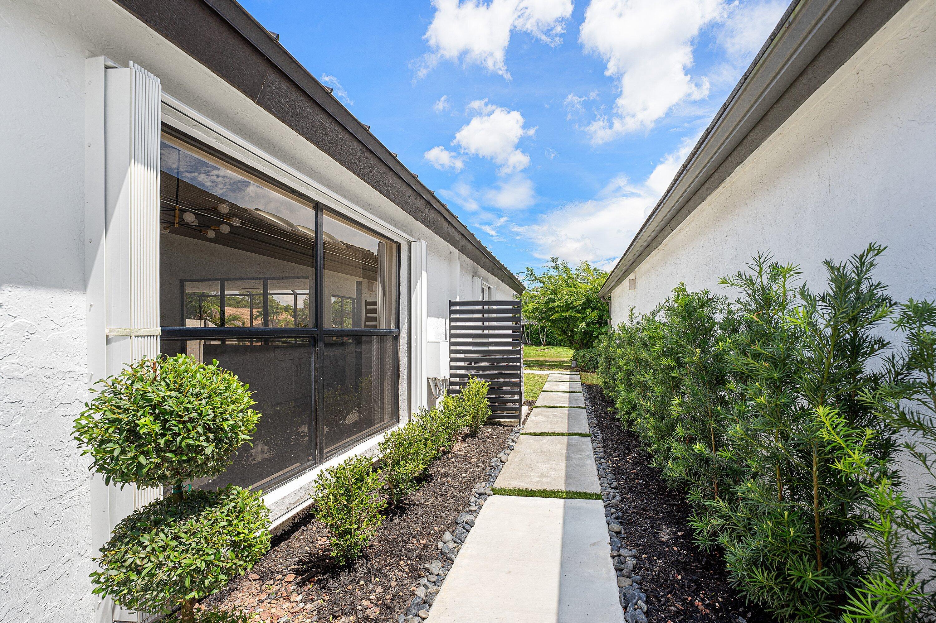 11152 HIGHLAND, Boca Raton FL 33428