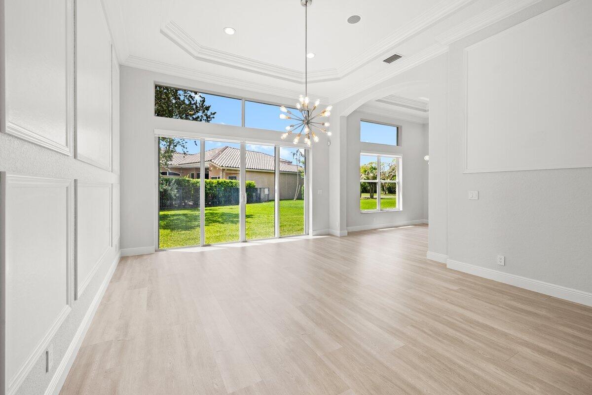 2933 E Fontana, Royal Palm Beach FL 33411