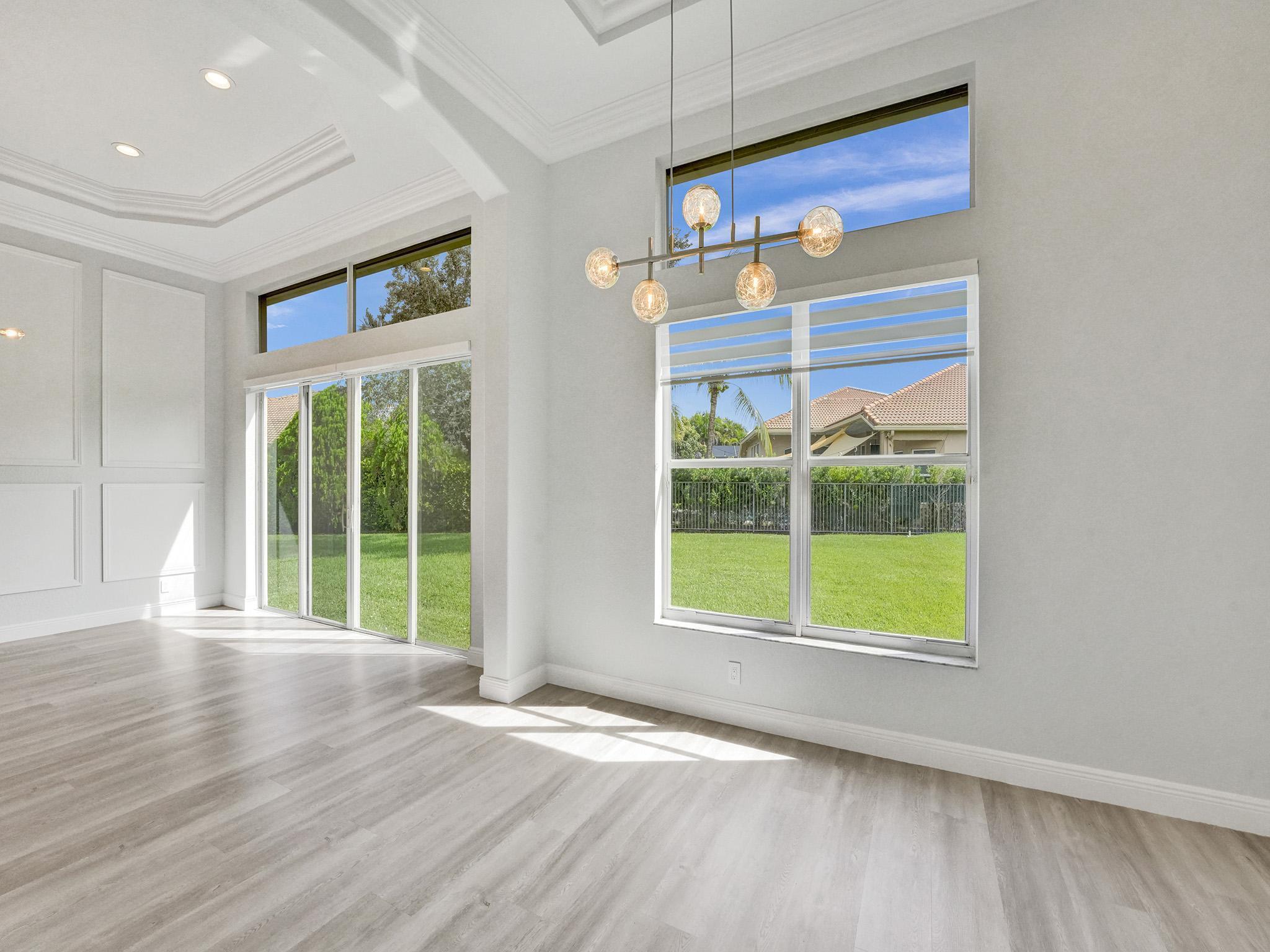 2933 E Fontana, Royal Palm Beach FL 33411