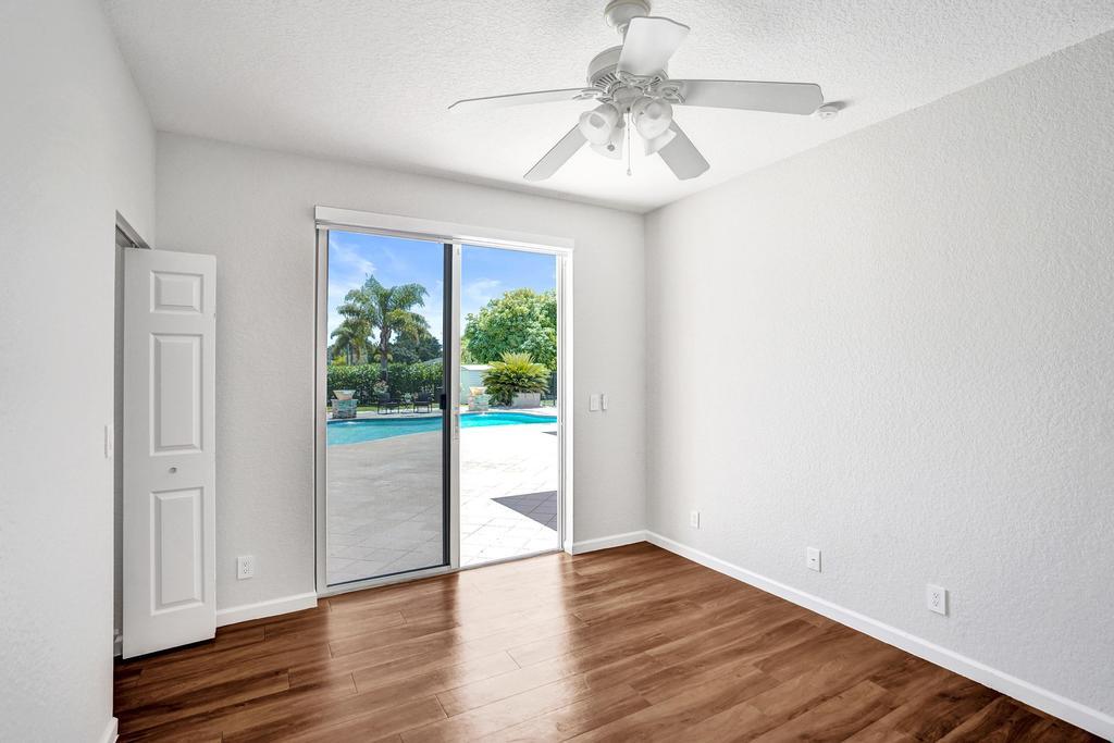 2933 E Fontana, Royal Palm Beach FL 33411