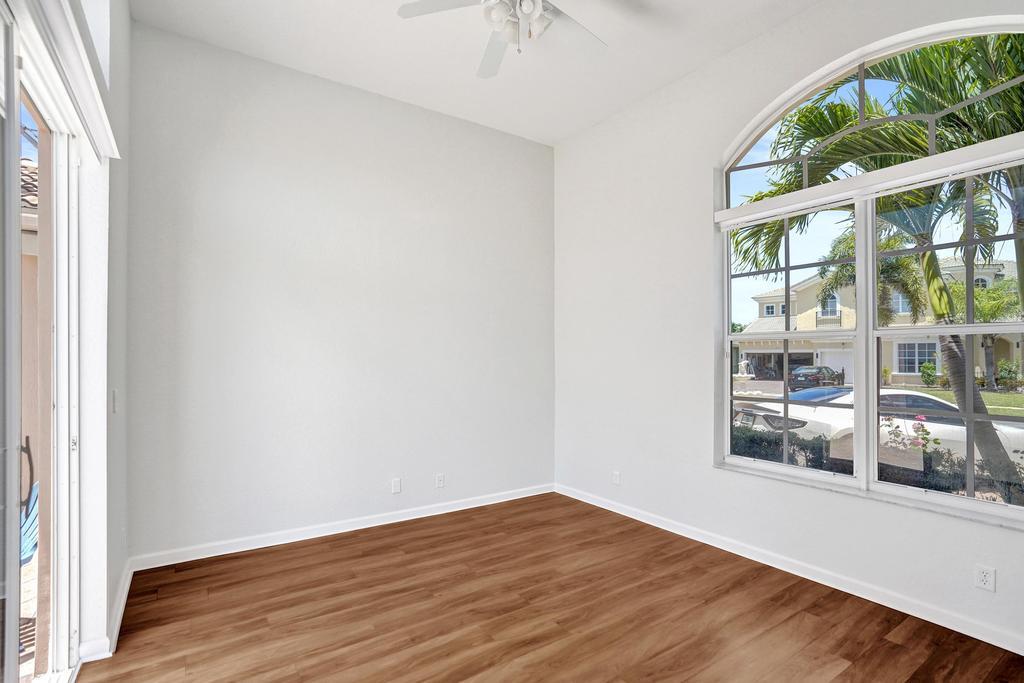 2933 E Fontana, Royal Palm Beach FL 33411