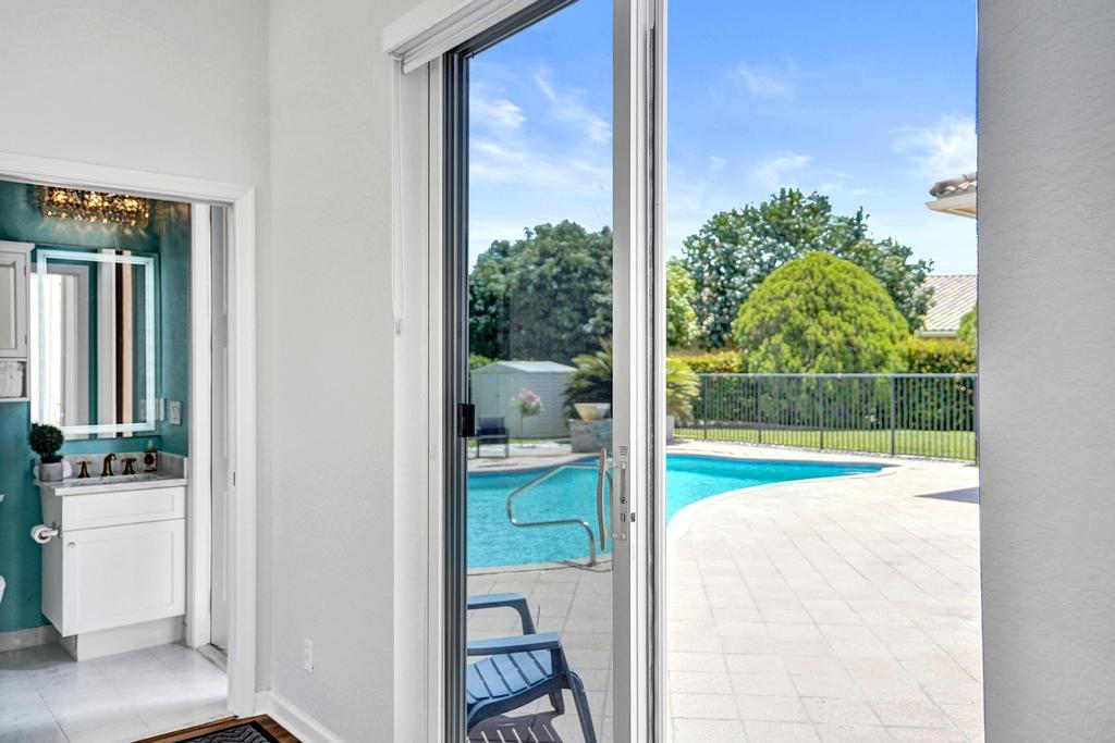 2933 E Fontana, Royal Palm Beach FL 33411