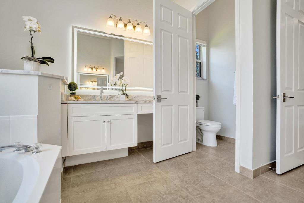 2933 E Fontana, Royal Palm Beach FL 33411