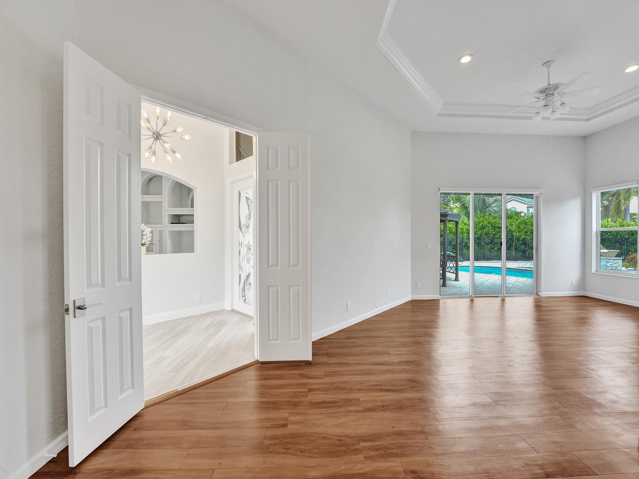 2933 E Fontana, Royal Palm Beach FL 33411