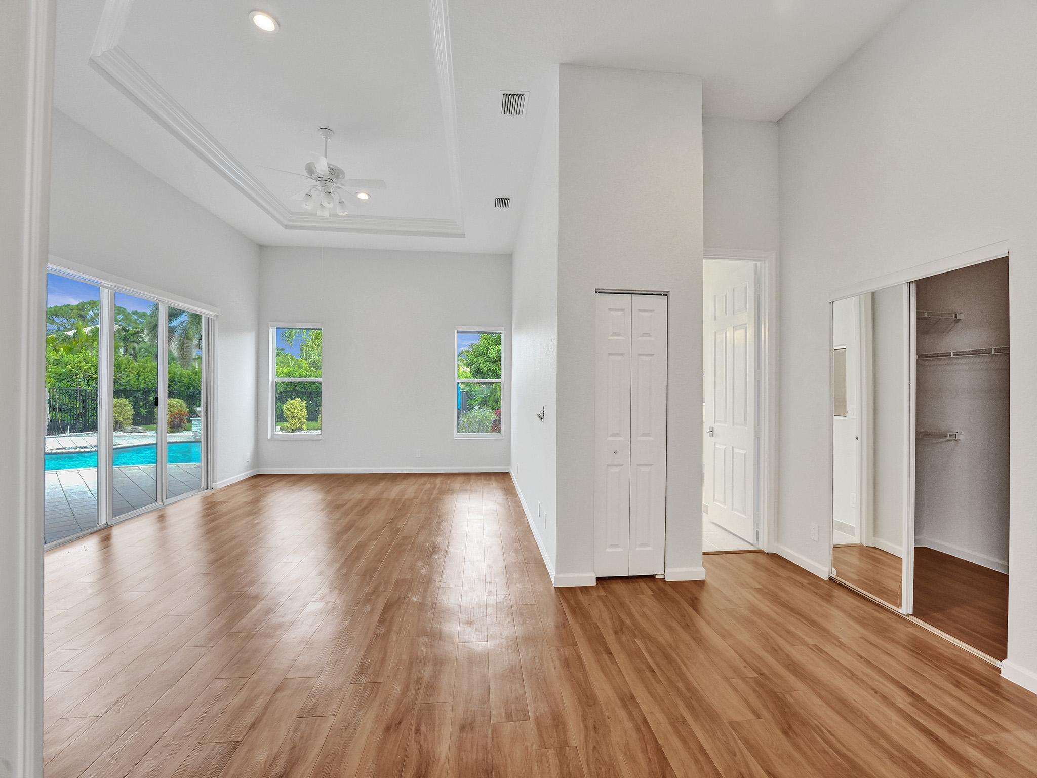 2933 E Fontana, Royal Palm Beach FL 33411