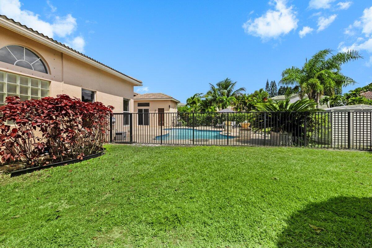 2933 E Fontana, Royal Palm Beach FL 33411