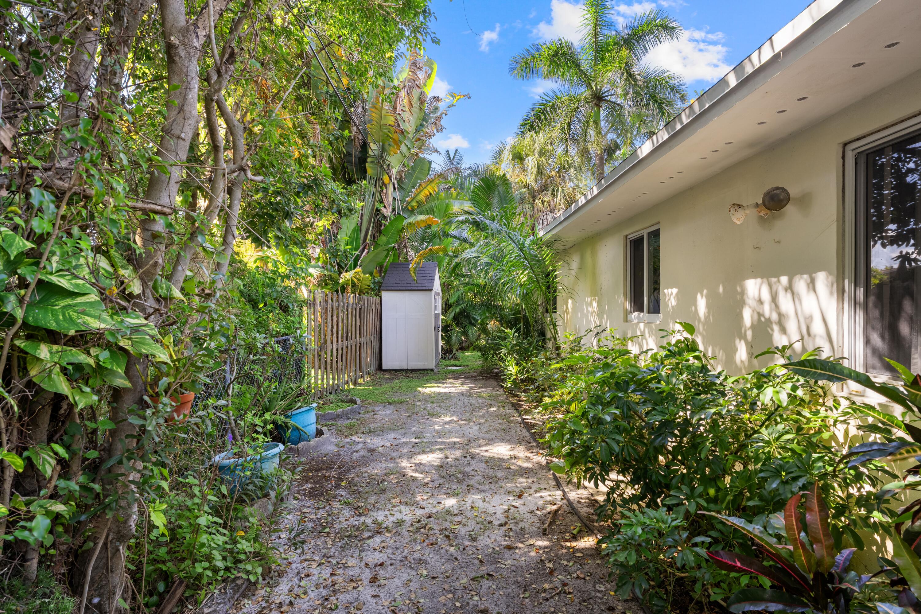 7400 Clarke, Lake Clarke Shores FL 33406