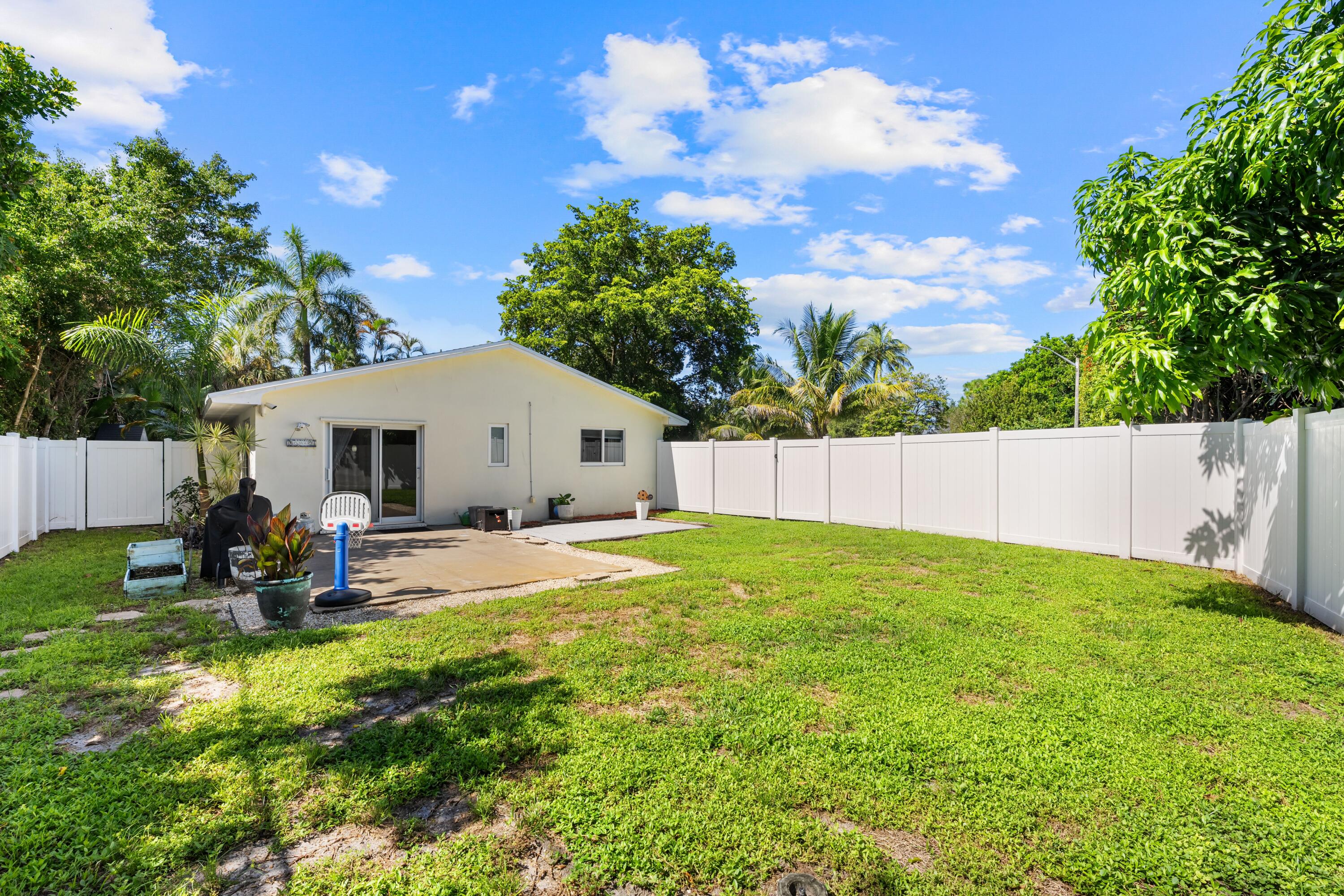7400 Clarke, Lake Clarke Shores FL 33406