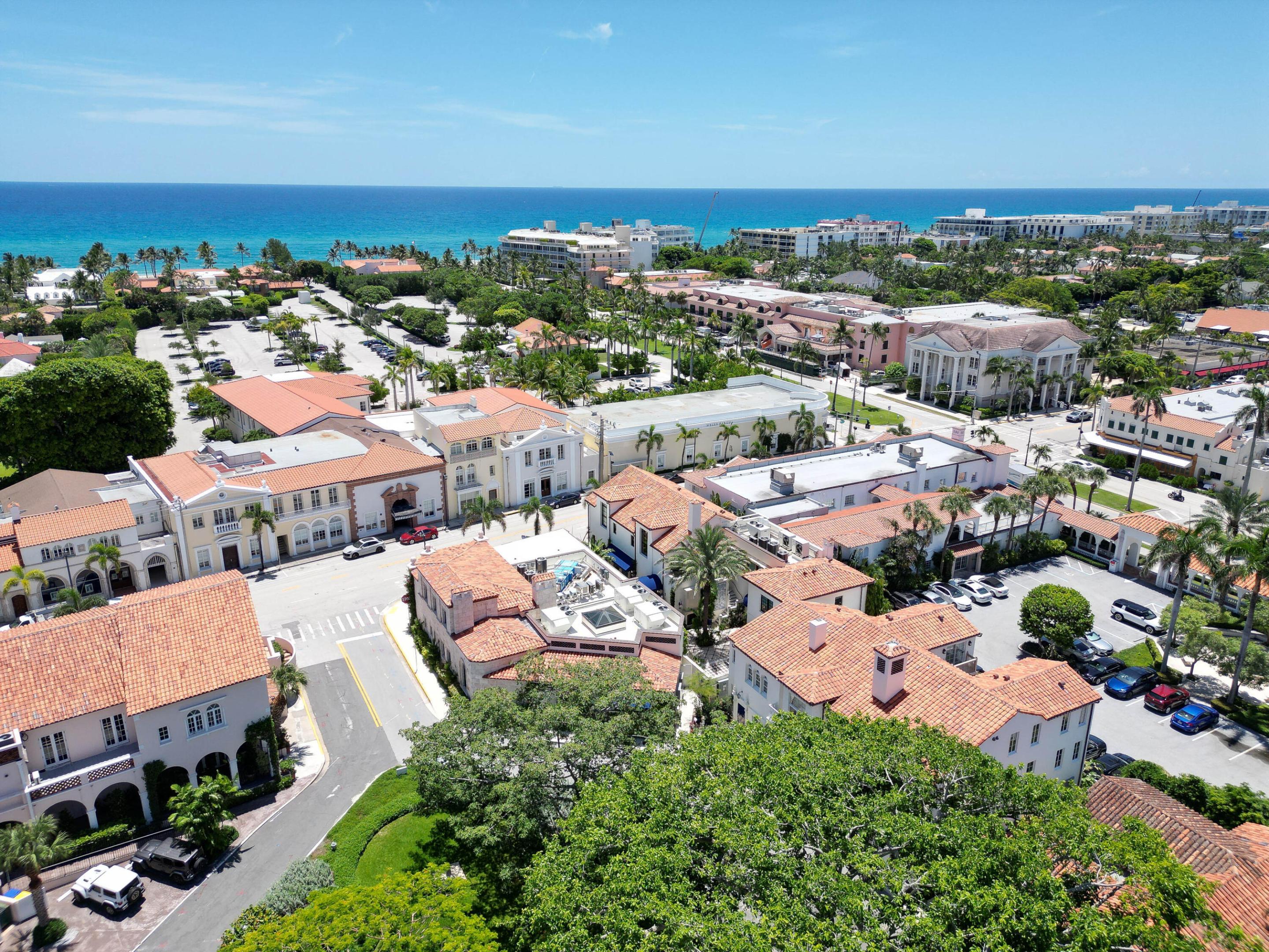 236 Phipps #202, Palm Beach FL 33480