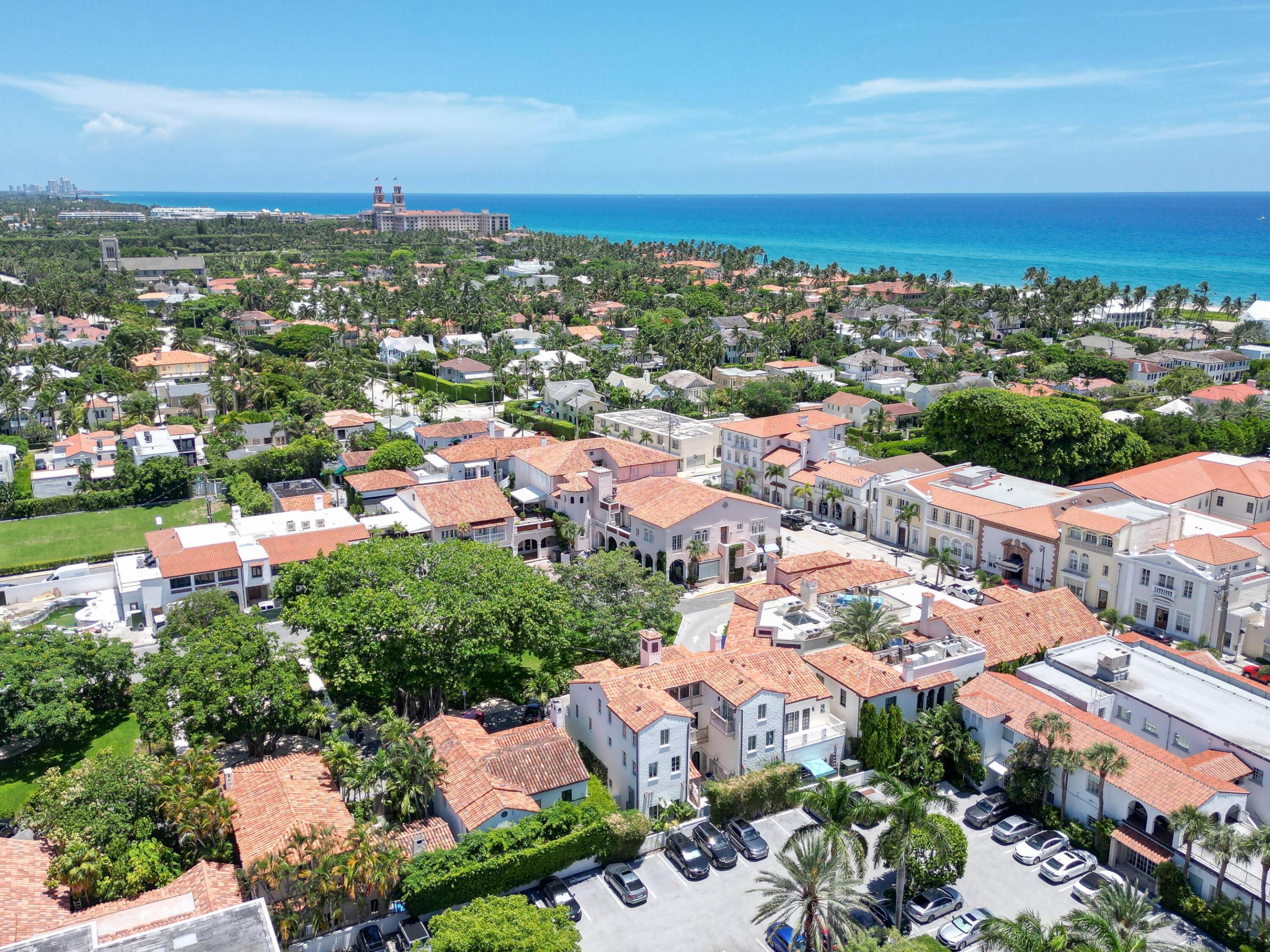 236 Phipps #202, Palm Beach FL 33480