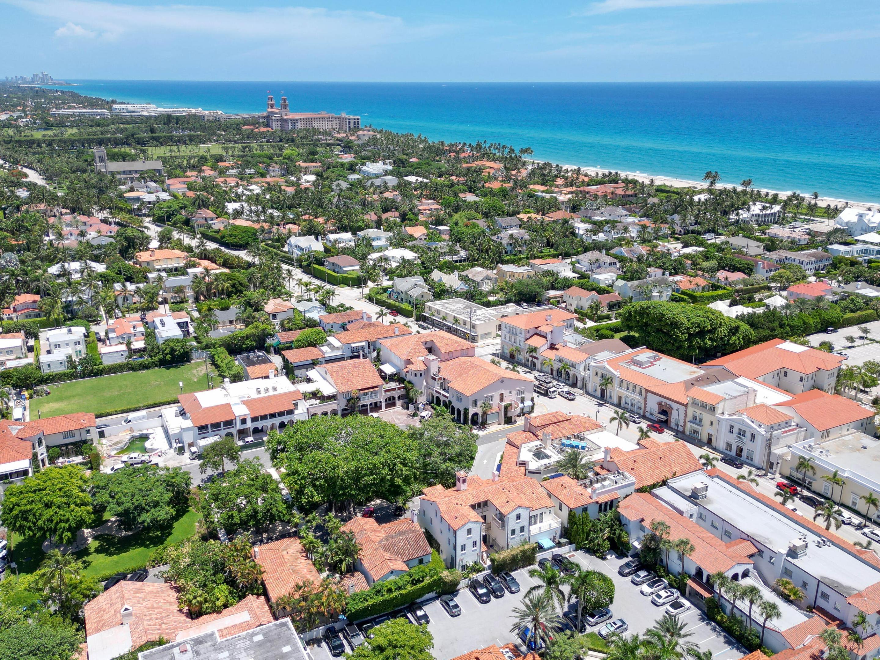 236 Phipps #202, Palm Beach FL 33480