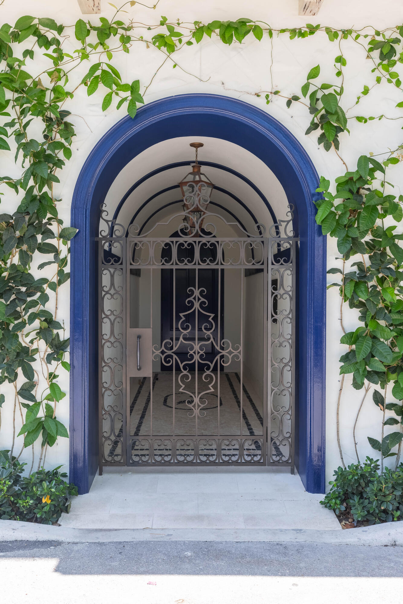 236 Phipps #202, Palm Beach FL 33480