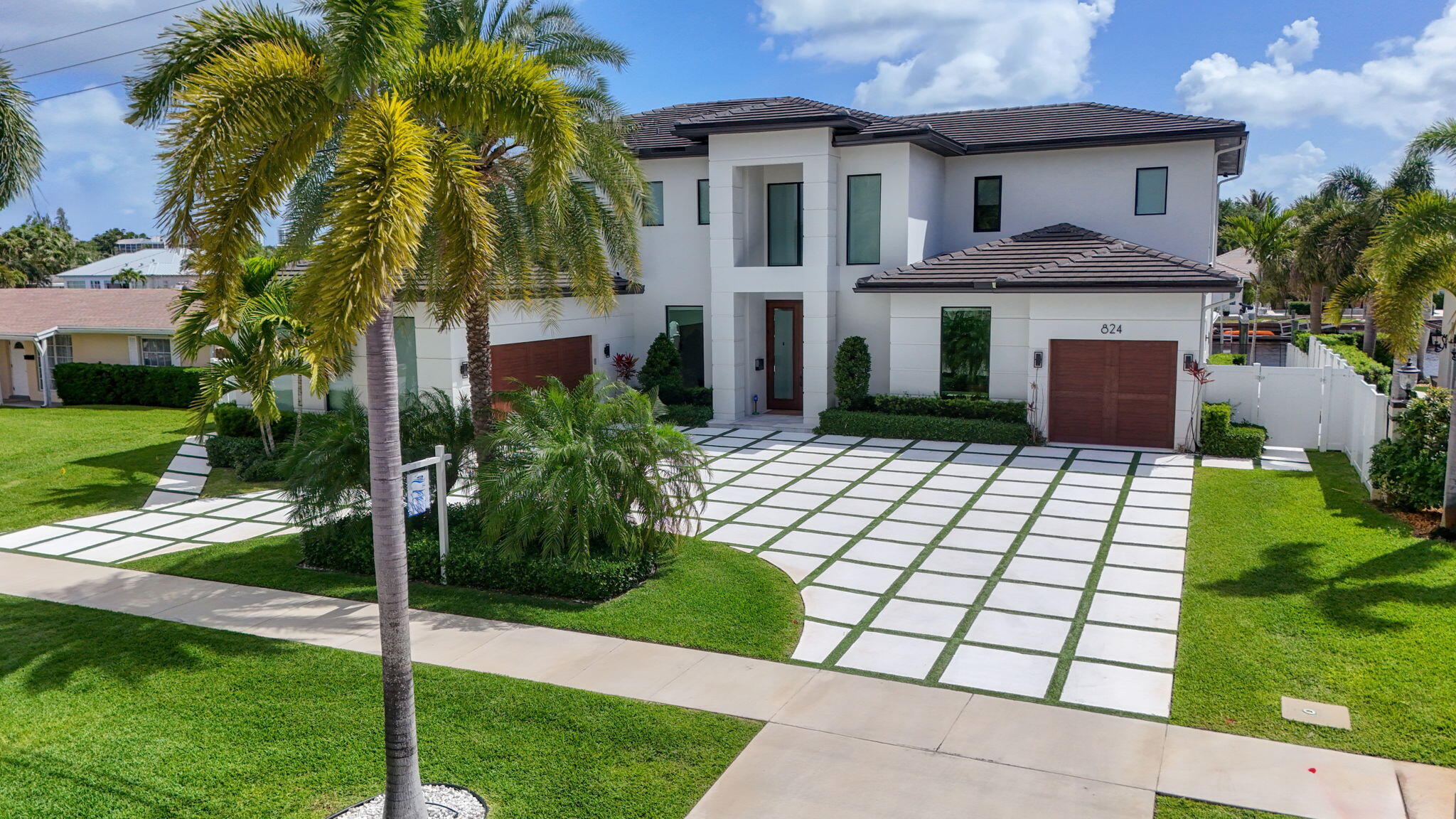 824 Shore, North Palm Beach FL 33408