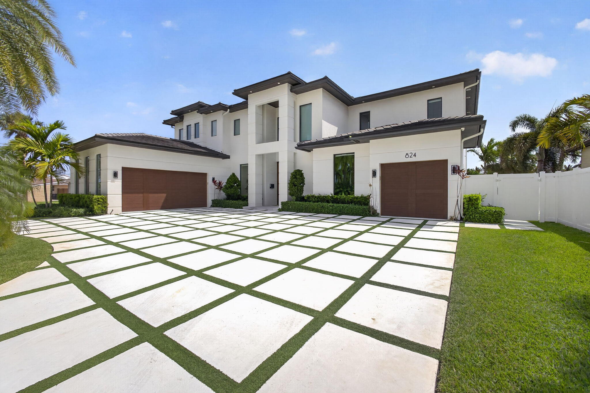 824 Shore, North Palm Beach FL 33408