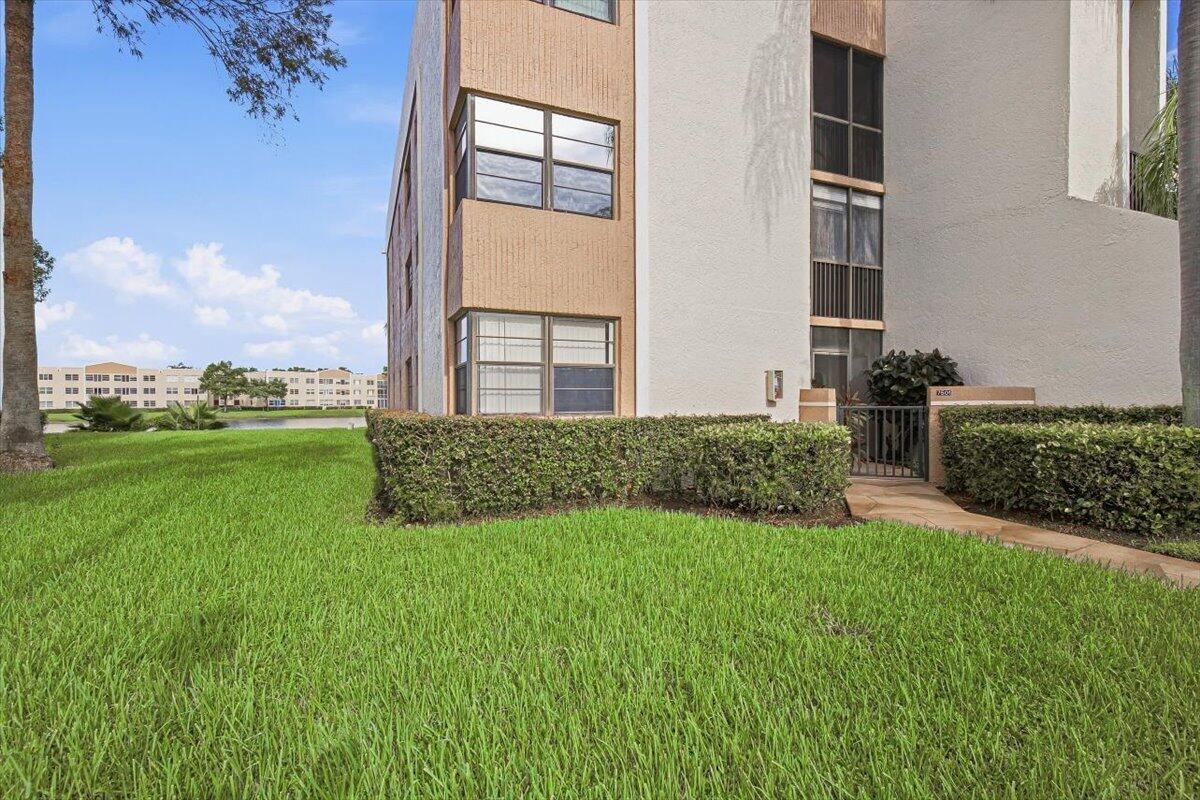 7501 Fairfax, Tamarac FL 33321