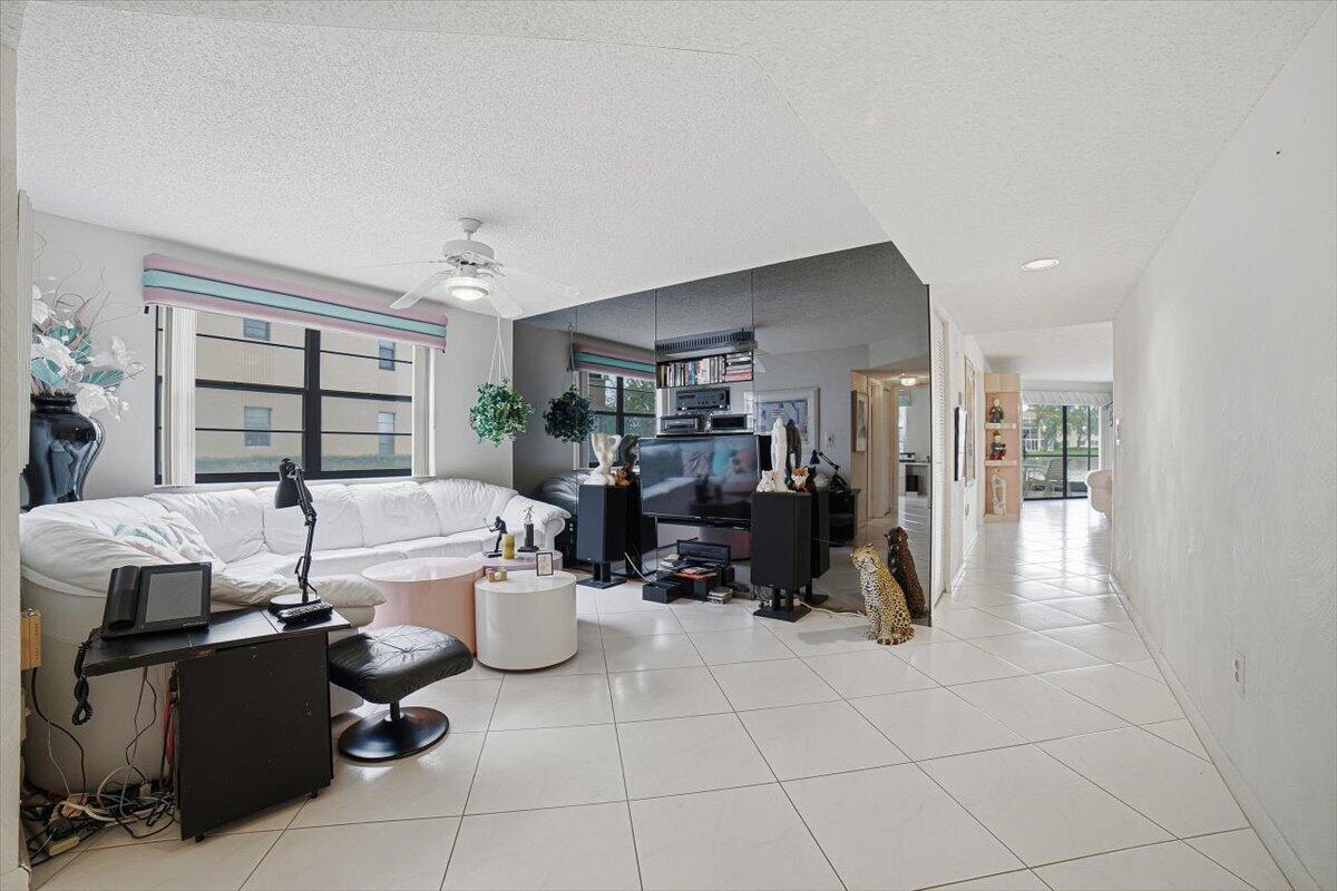 7501 Fairfax, Tamarac FL 33321