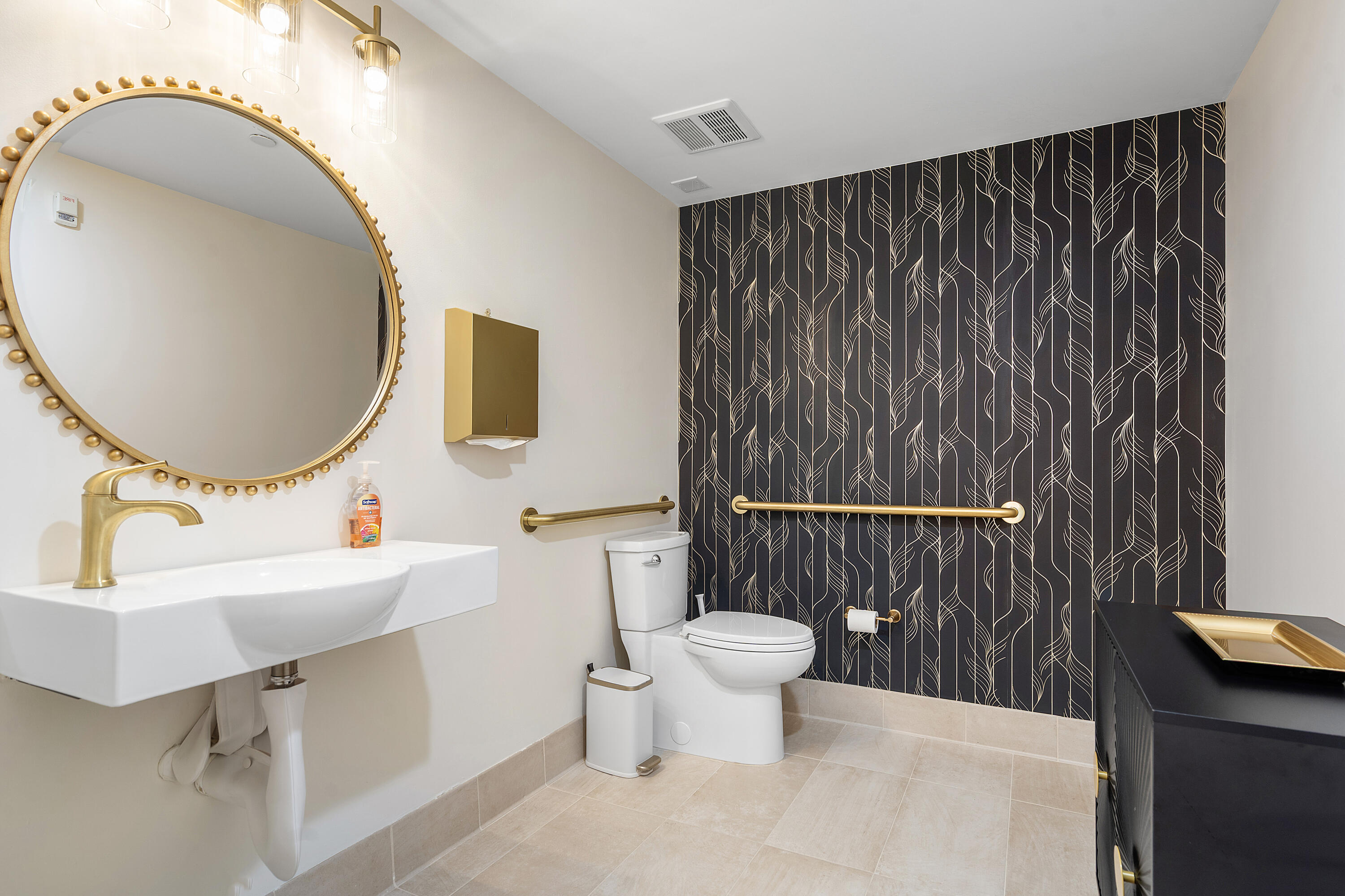 233 S Federal #605, Boca Raton FL 33432