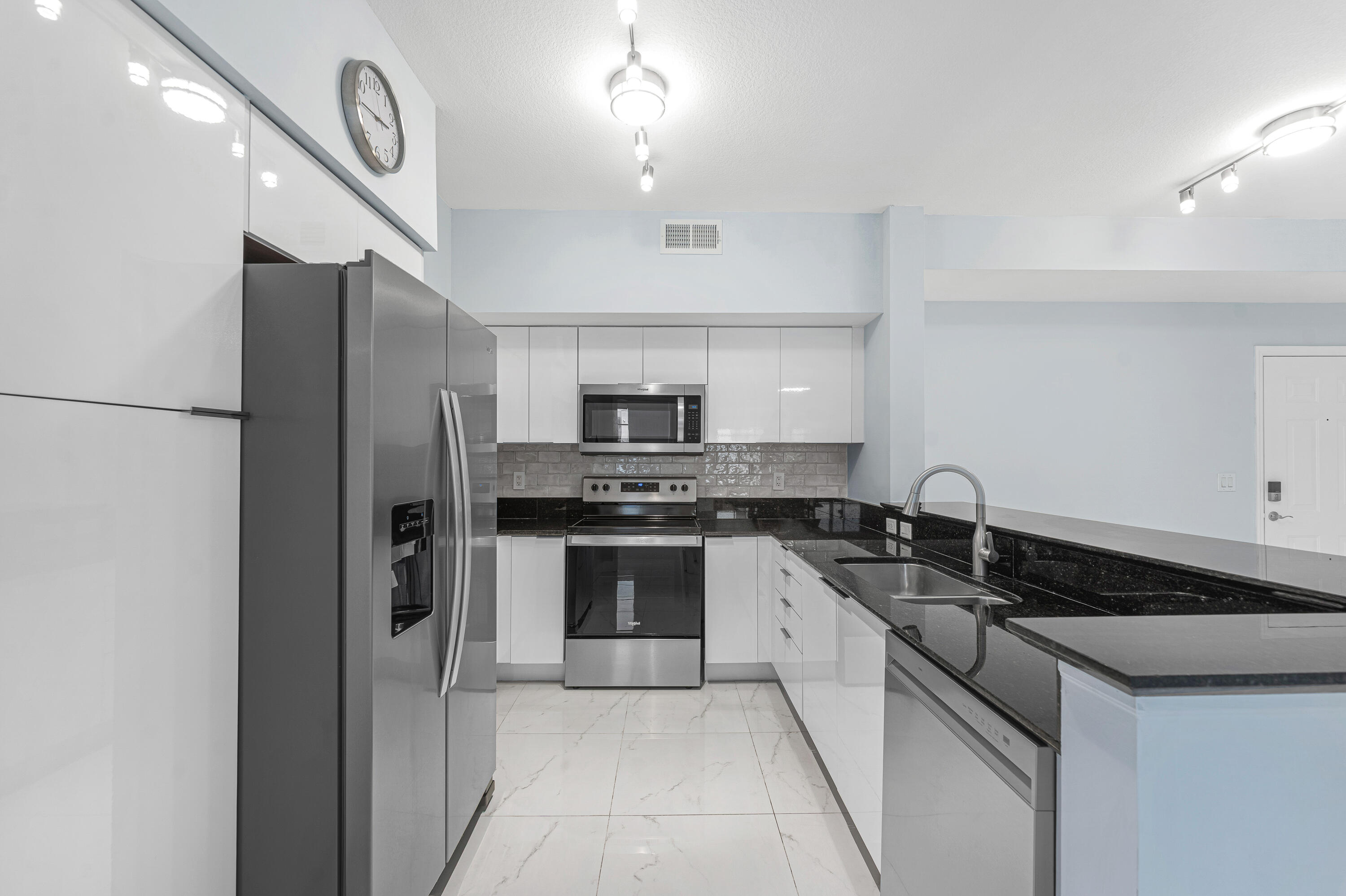 233 S Federal #605, Boca Raton FL 33432