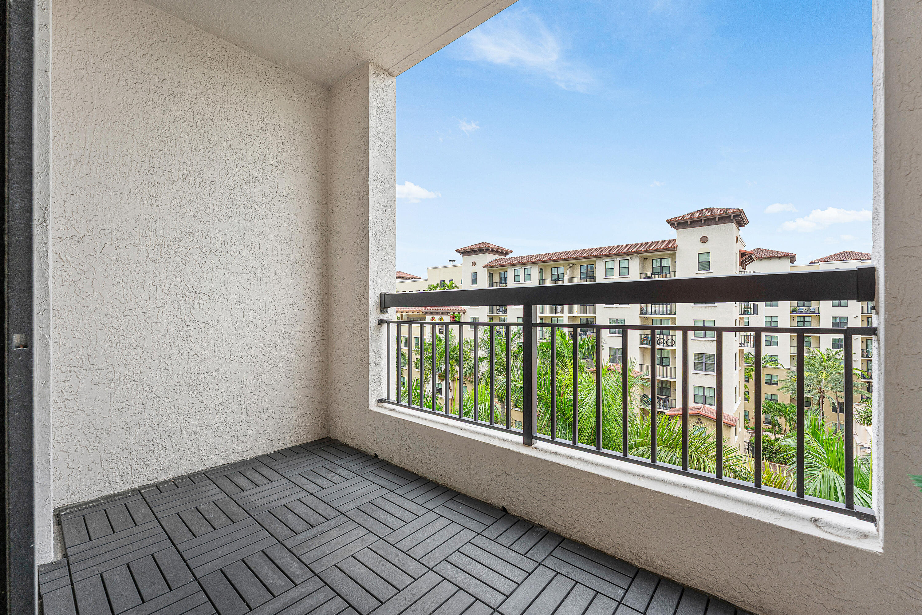 233 S Federal #605, Boca Raton FL 33432