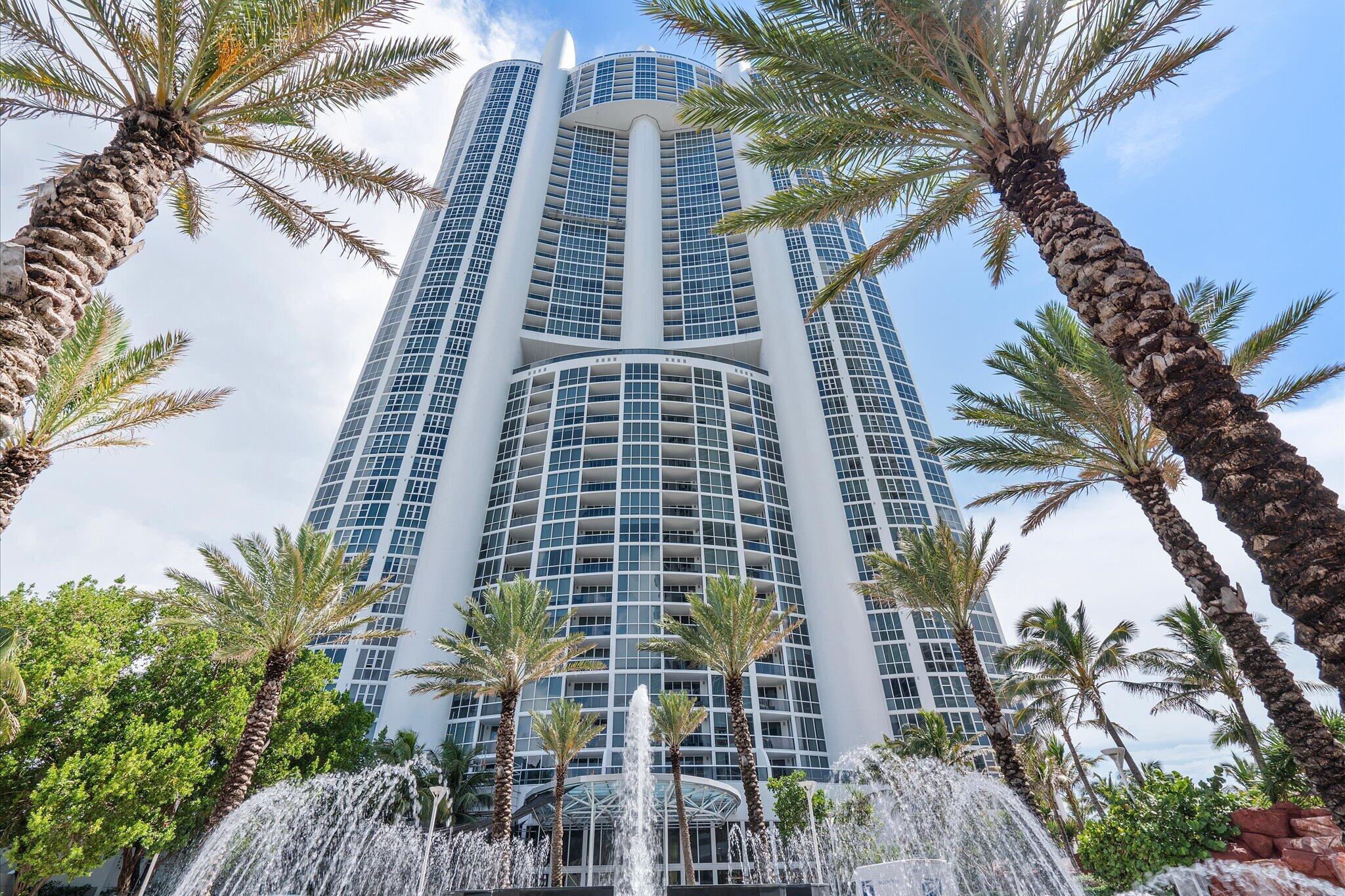 18201 Collins #3704, Sunny Isles Beach FL 33160