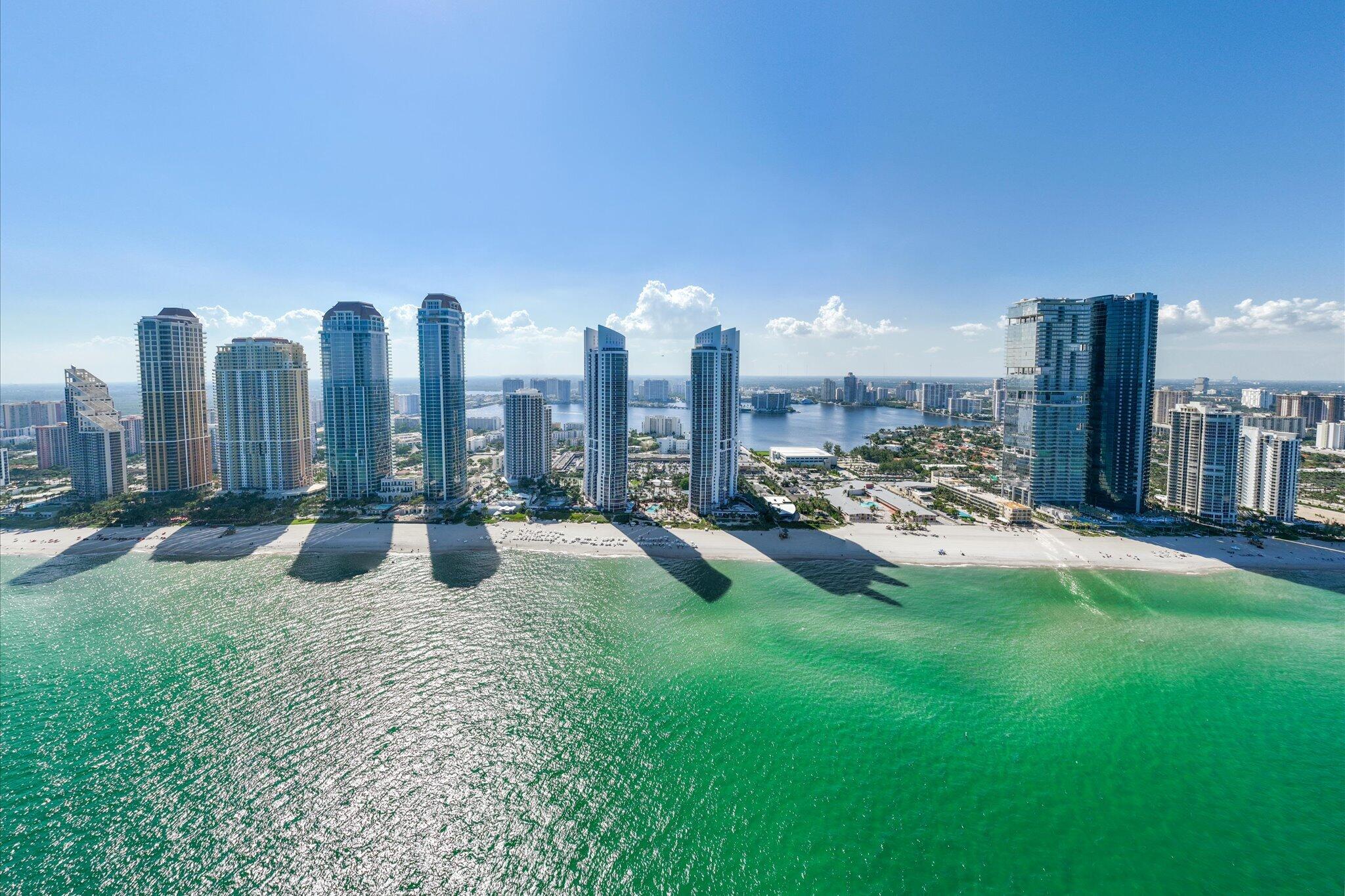 18201 Collins #3704, Sunny Isles Beach FL 33160