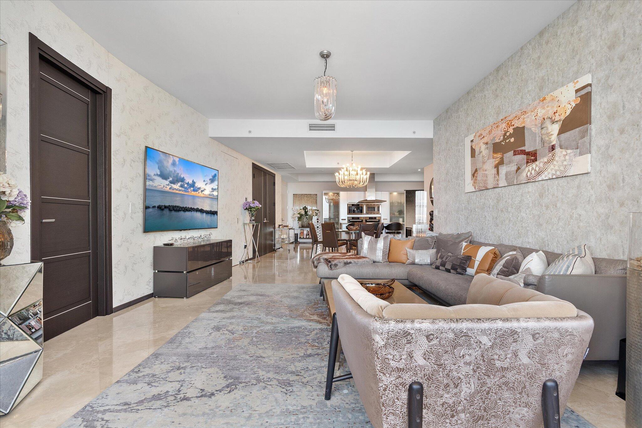 18201 Collins #3704, Sunny Isles Beach FL 33160