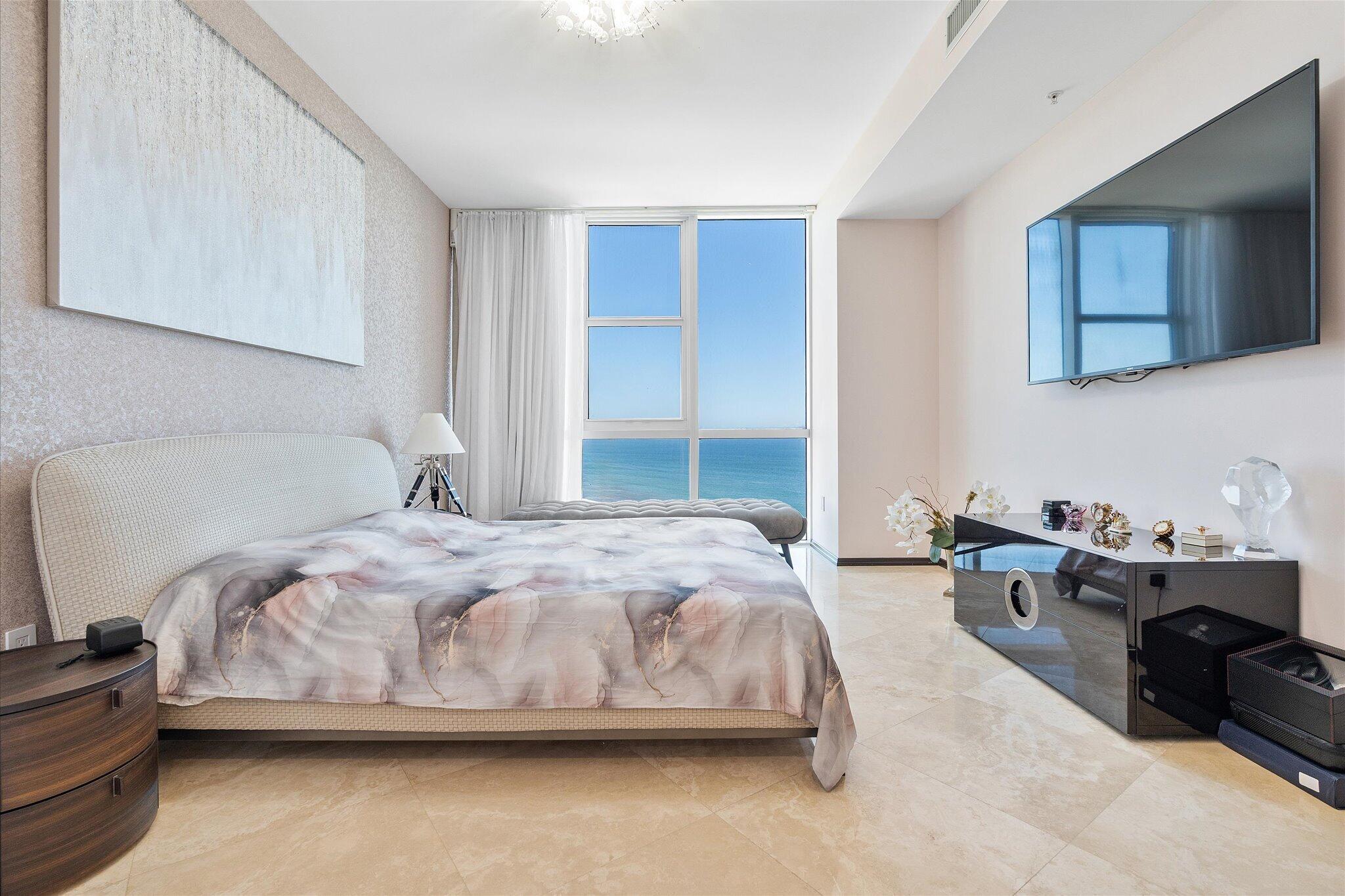 18201 Collins #3704, Sunny Isles Beach FL 33160