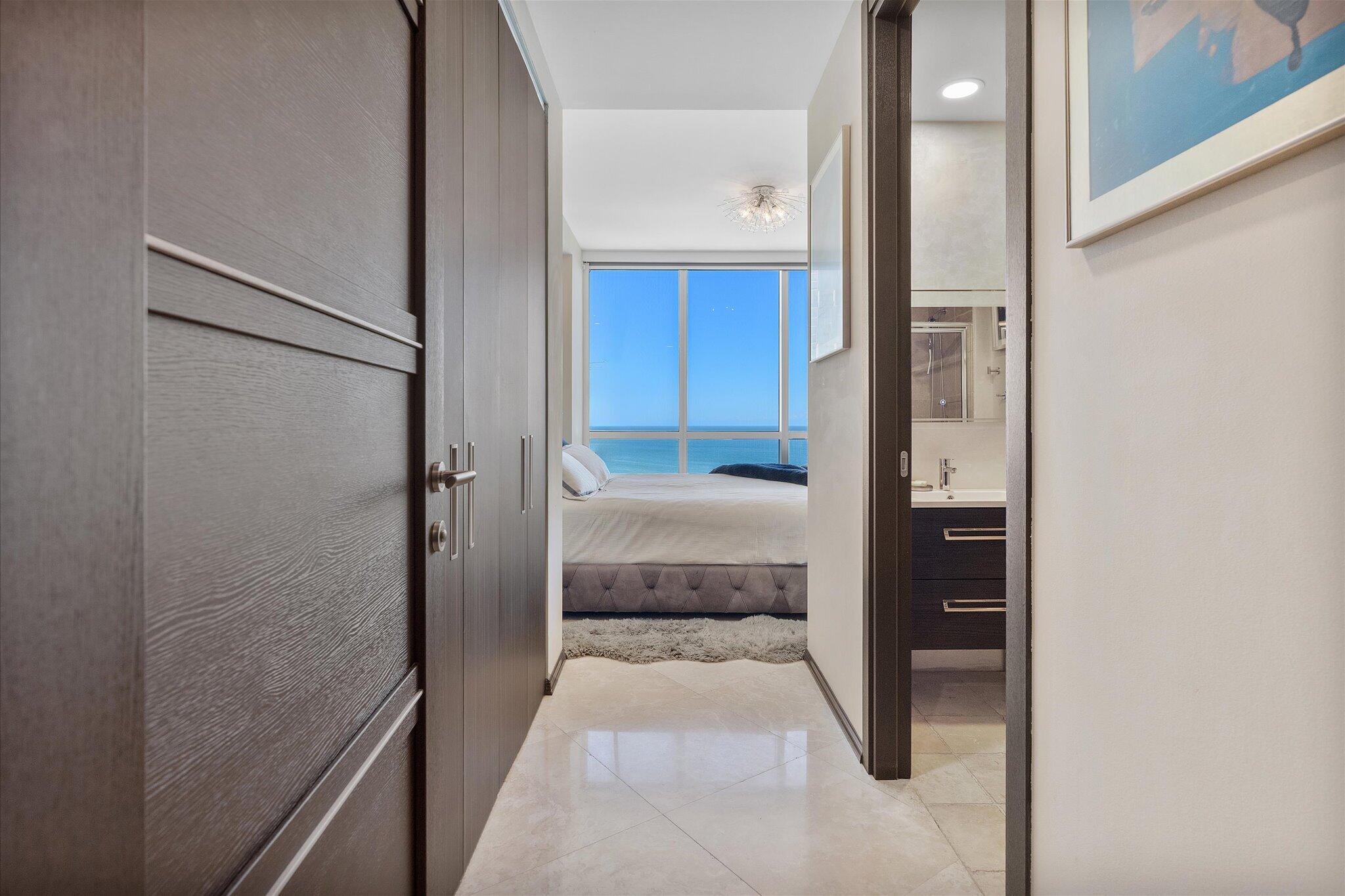 18201 Collins #3704, Sunny Isles Beach FL 33160