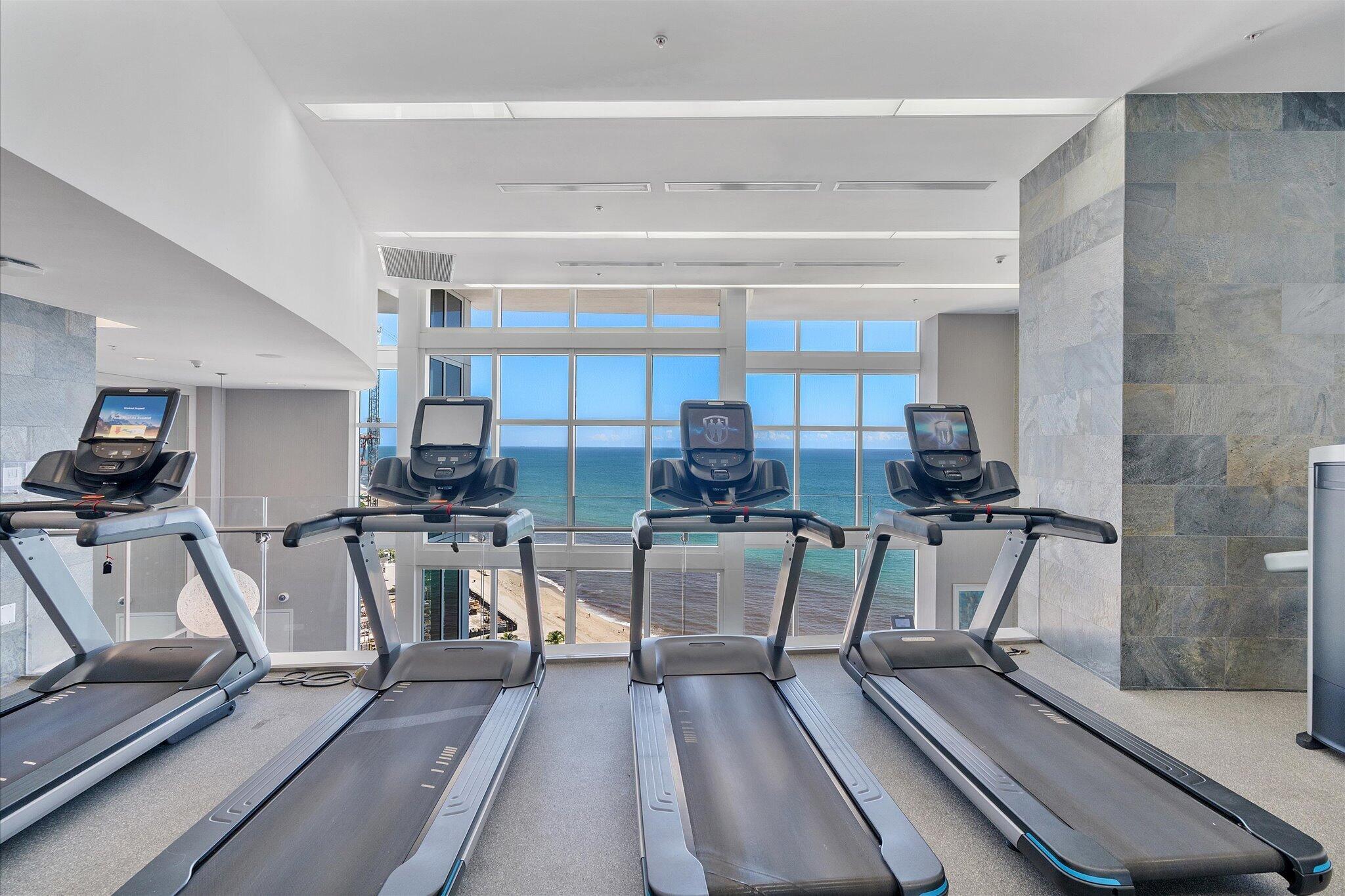 18201 Collins #3704, Sunny Isles Beach FL 33160
