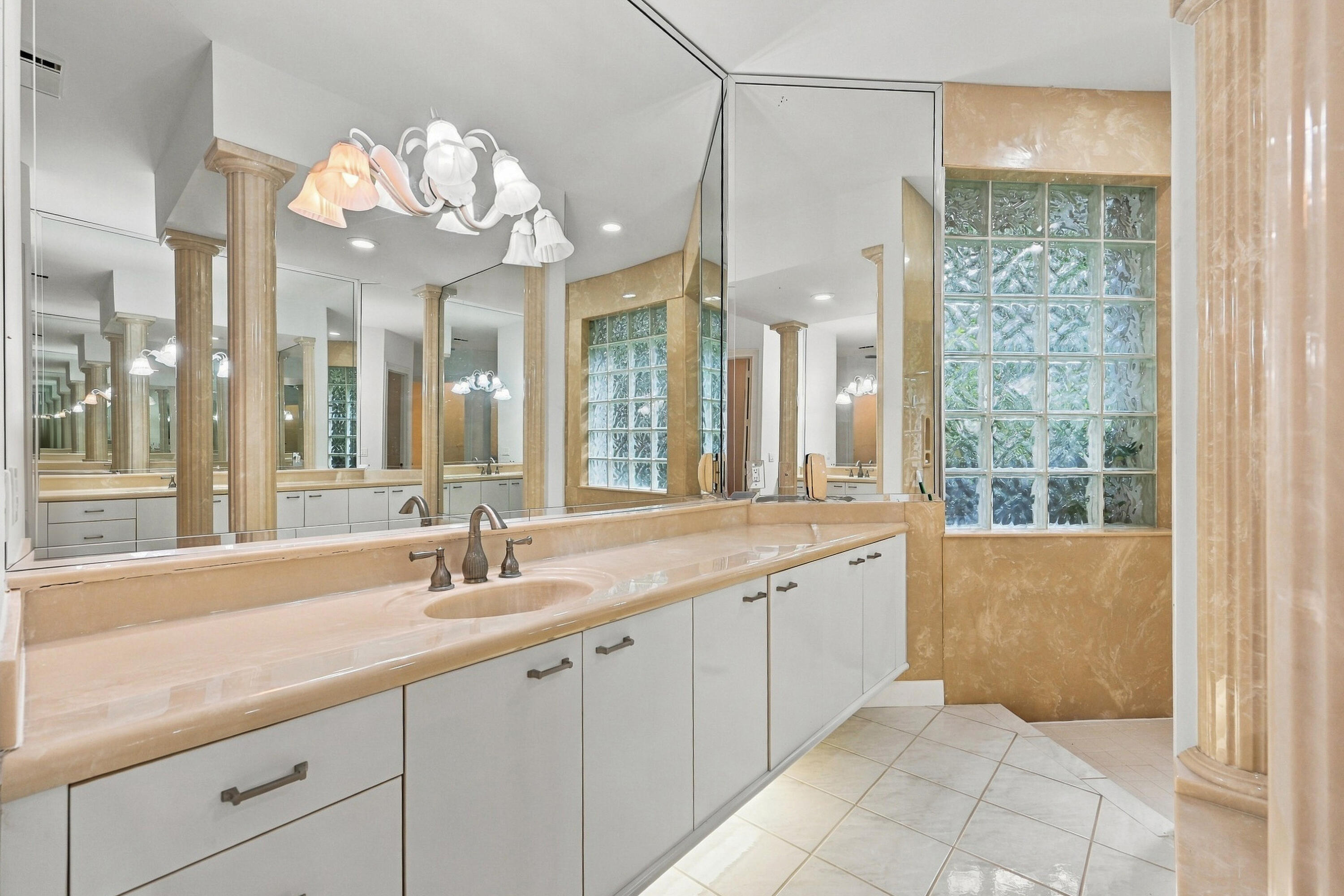 5386 NW 77th, Coral Springs FL 33067
