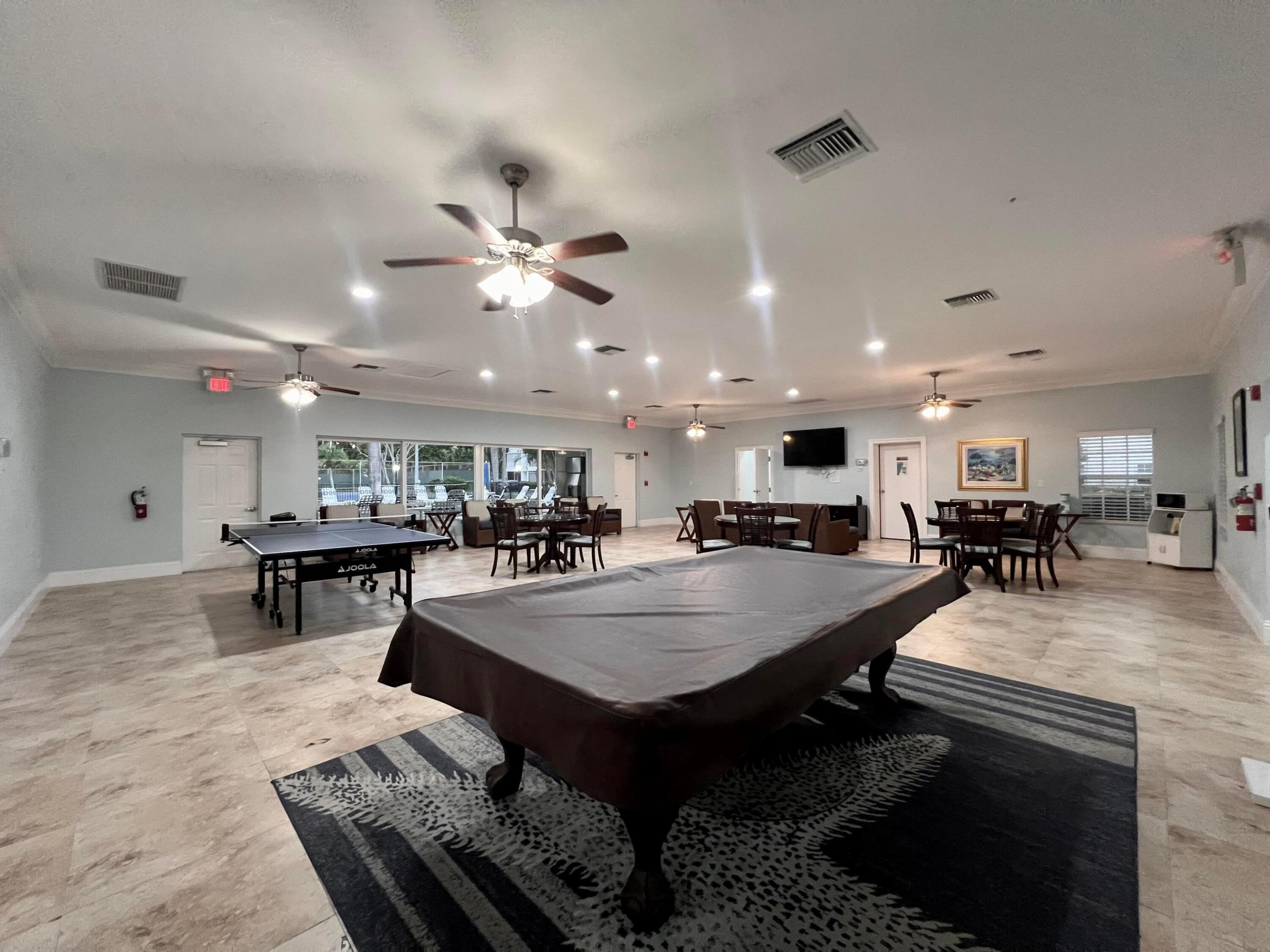 6421 BAY CLUB #3, Fort Lauderdale FL 33308