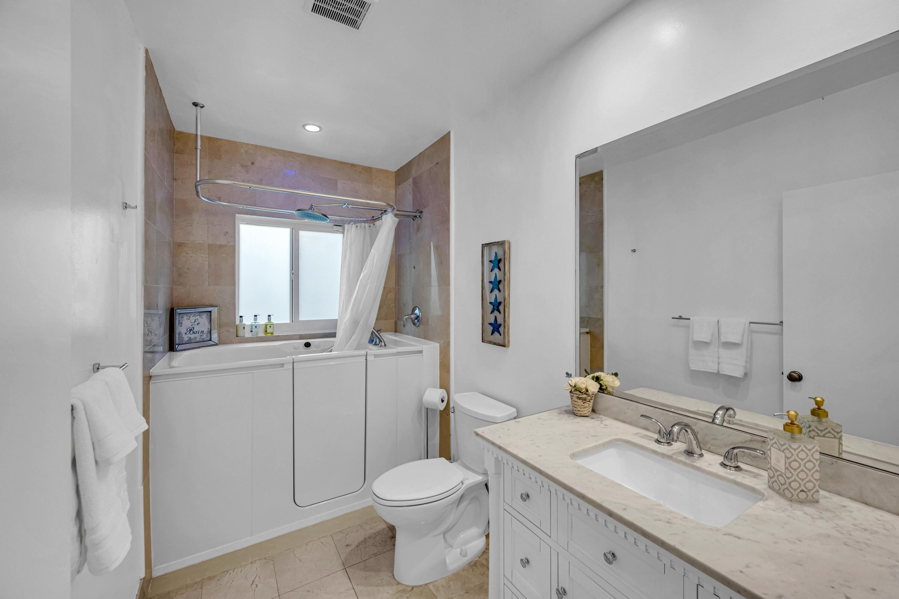 1995 Ixora, North Miami FL 33181