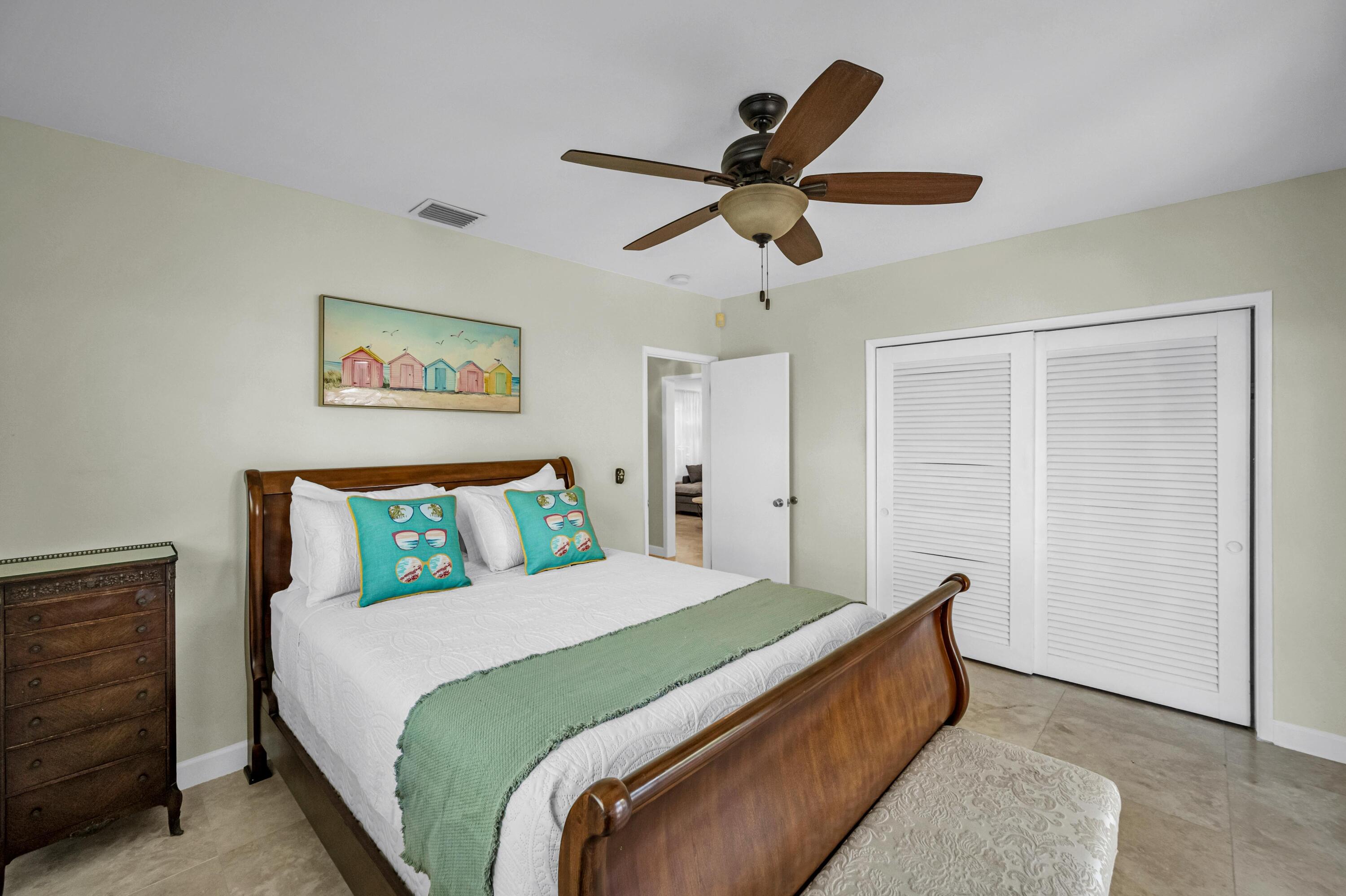 1995 Ixora, North Miami FL 33181