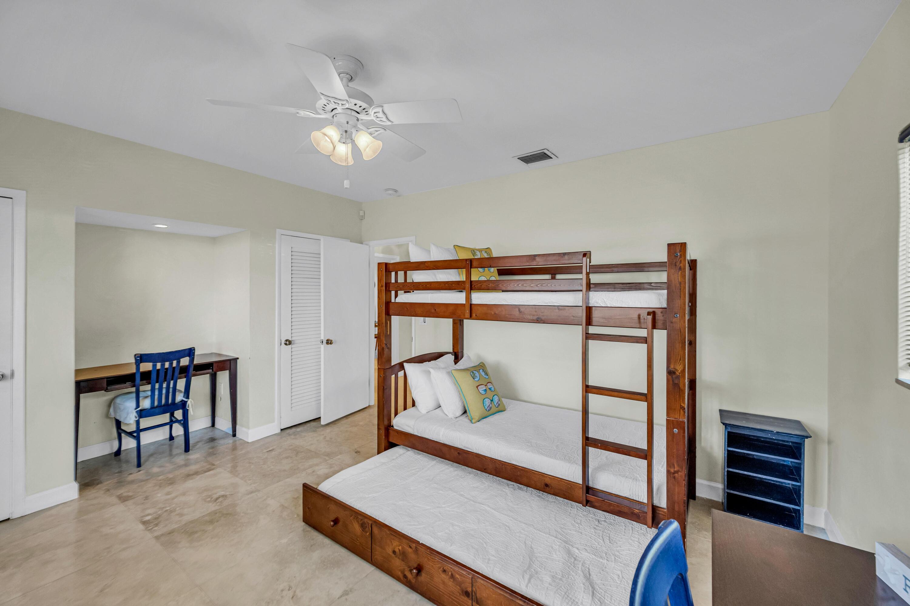 1995 Ixora, North Miami FL 33181