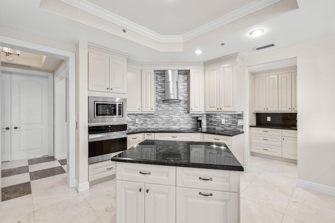 3000 S HIGHWAY A1A #601, Jupiter FL 33477