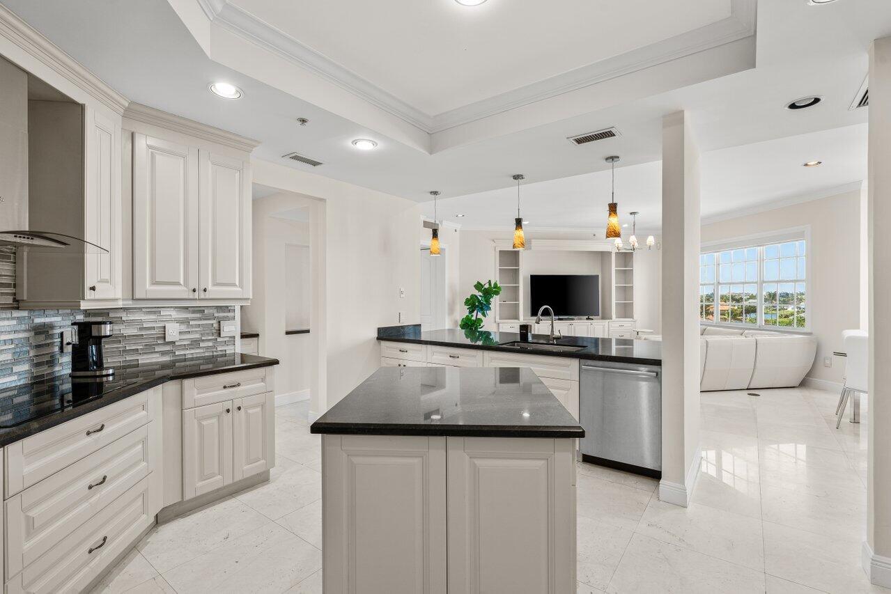3000 S HIGHWAY A1A #601, Jupiter FL 33477