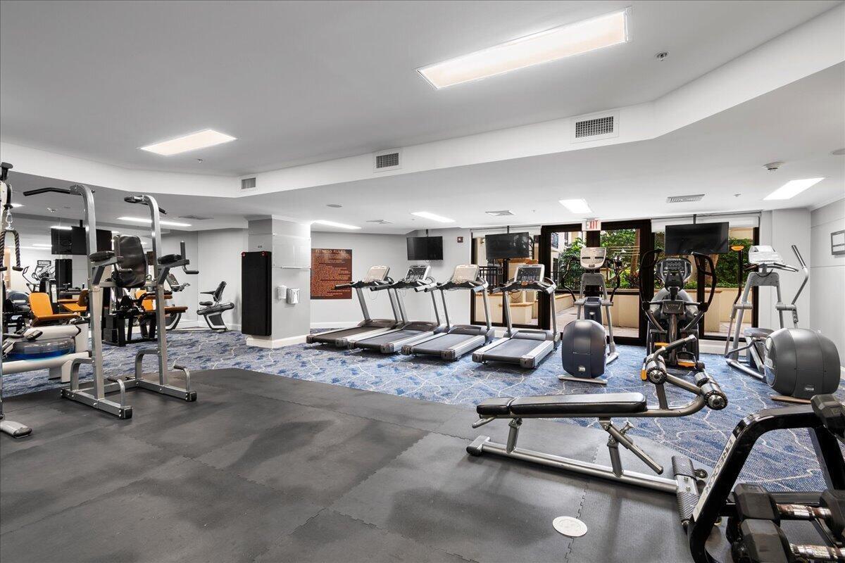 801 S Olive #118, West Palm Beach FL 33401