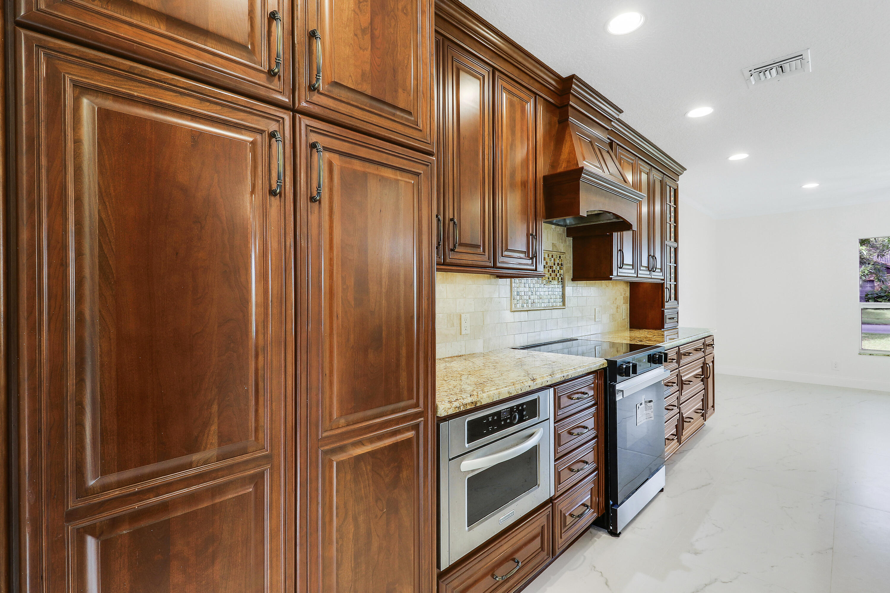 100 SW 15th, Boca Raton FL 33486