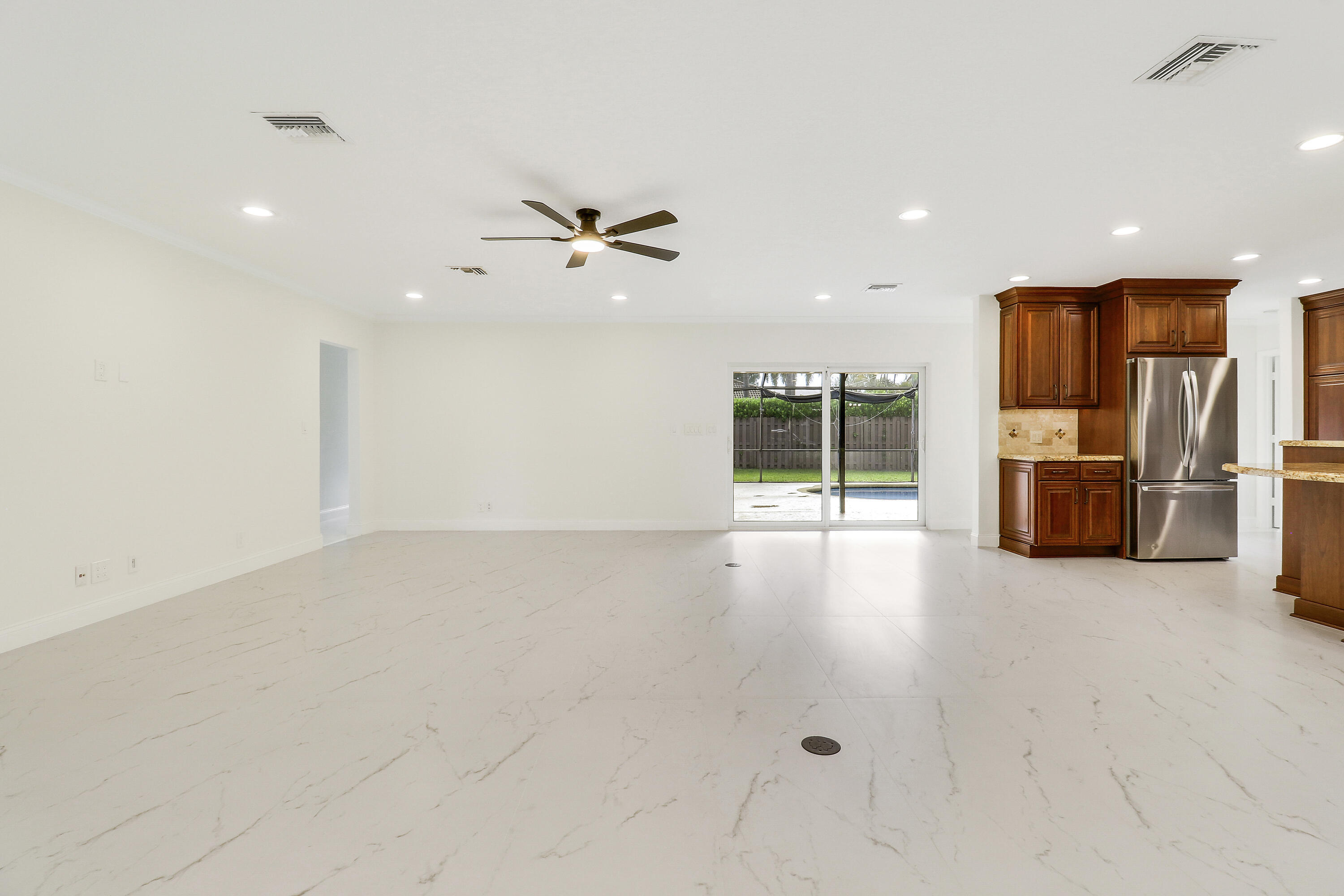 100 SW 15th, Boca Raton FL 33486