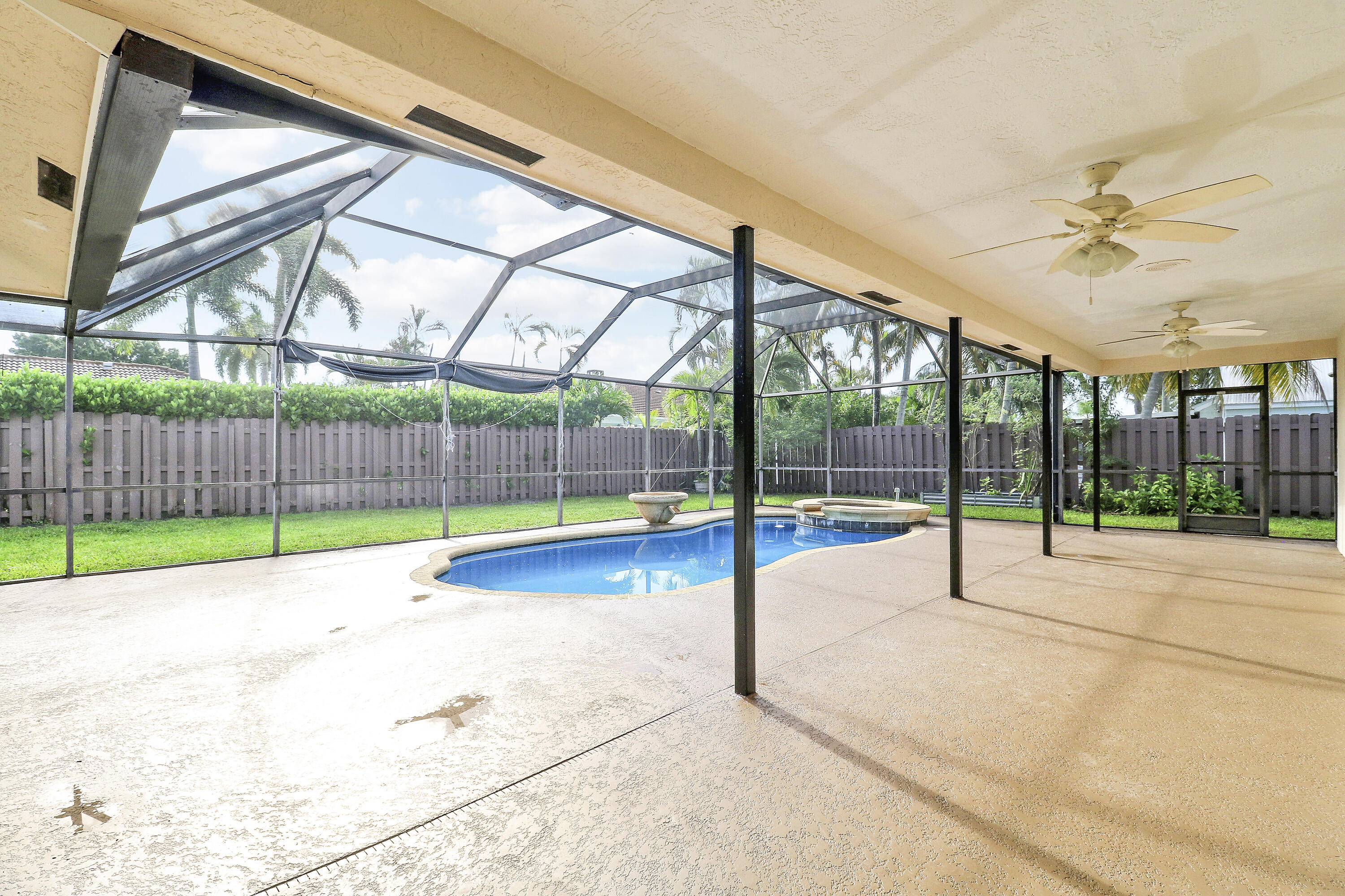 100 SW 15th, Boca Raton FL 33486