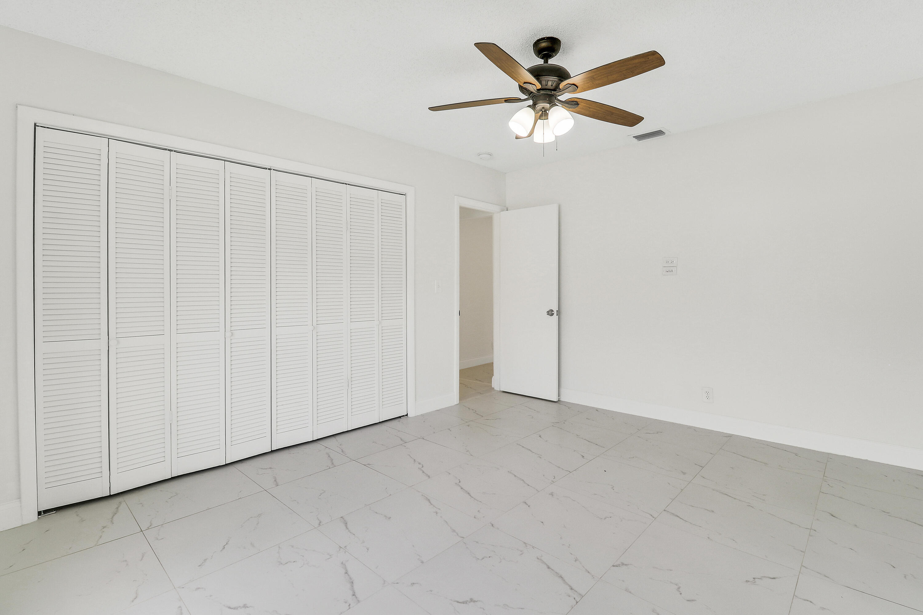 100 SW 15th, Boca Raton FL 33486