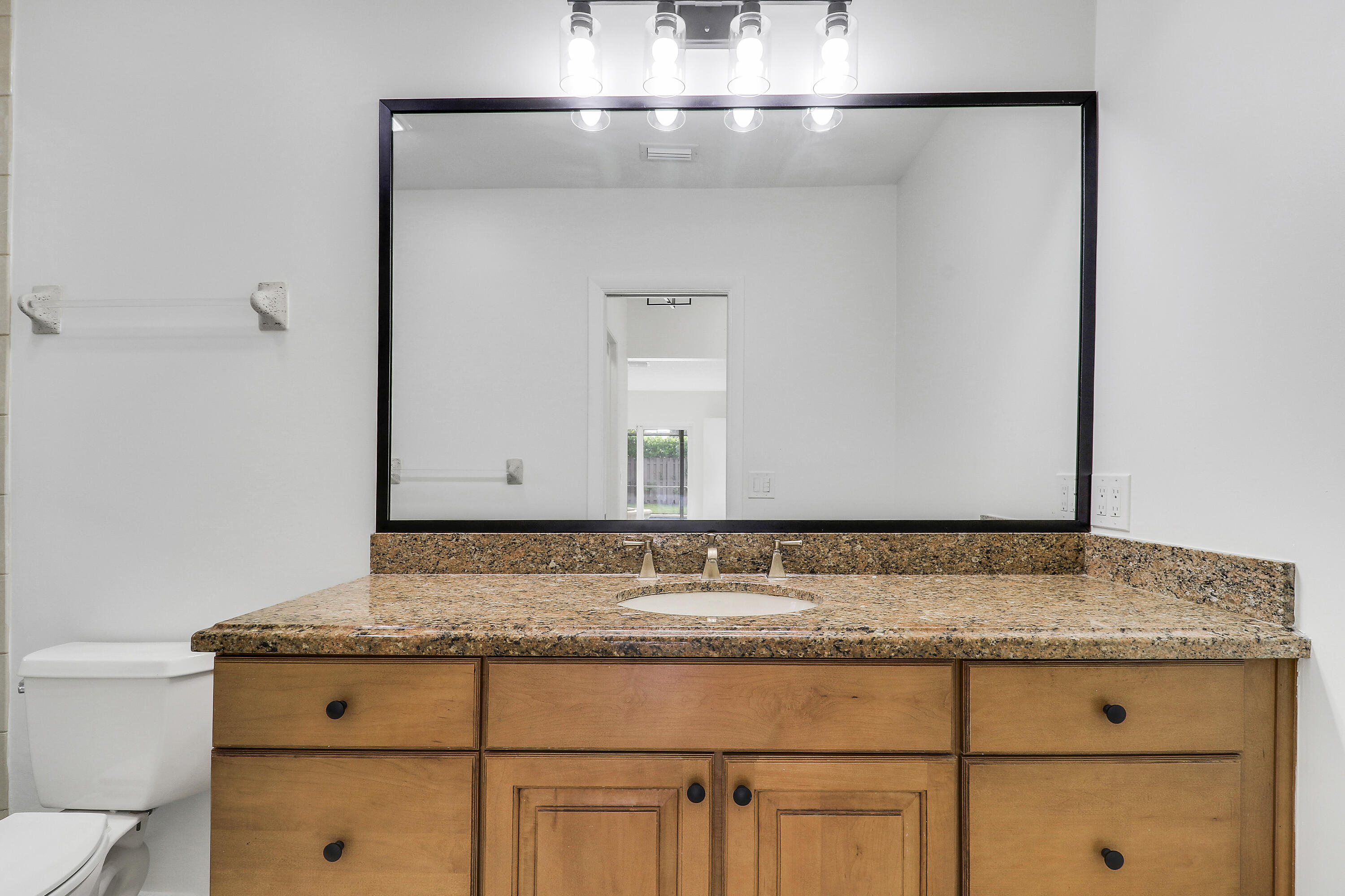 100 SW 15th, Boca Raton FL 33486