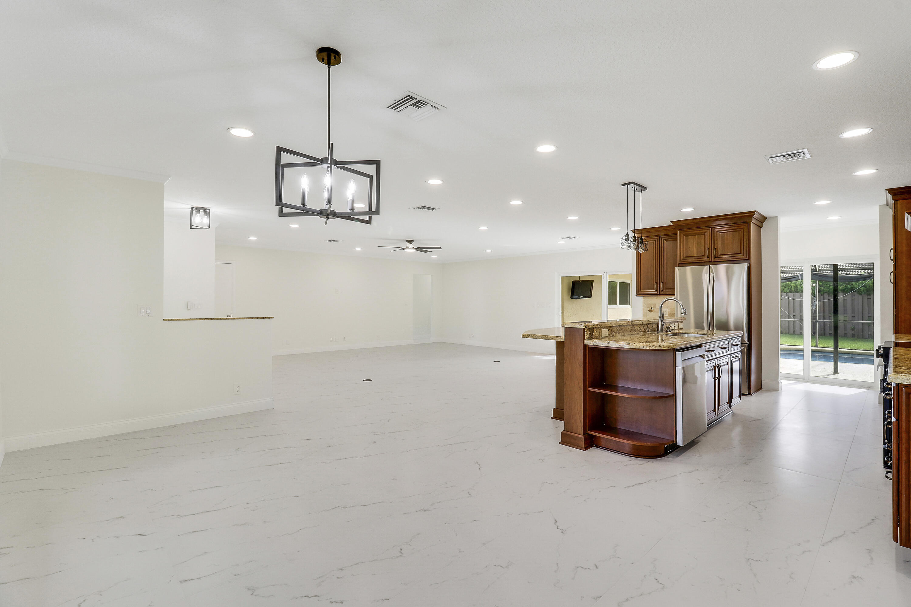100 SW 15th, Boca Raton FL 33486