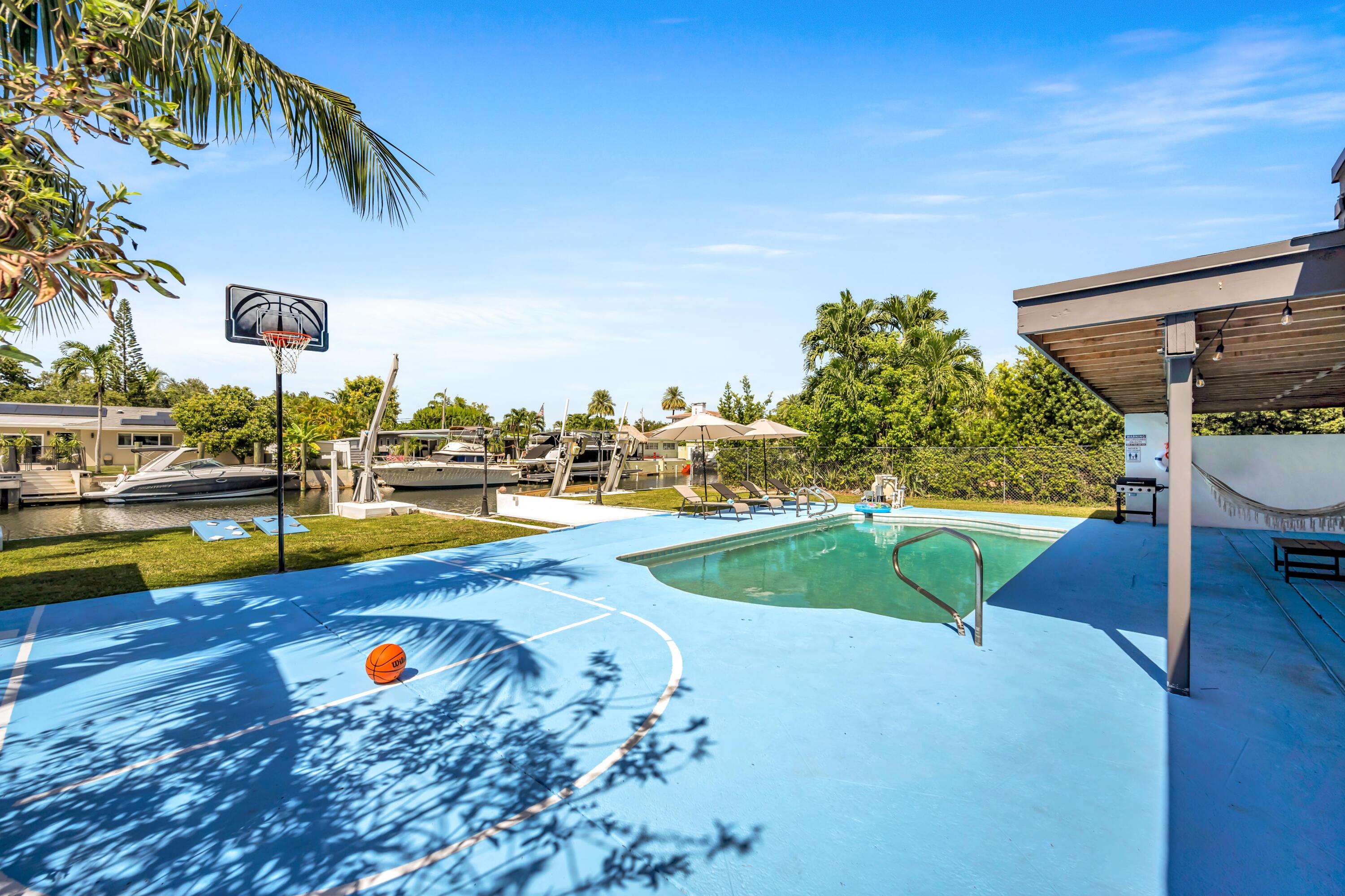 1875 Keystone, North Miami FL 33181
