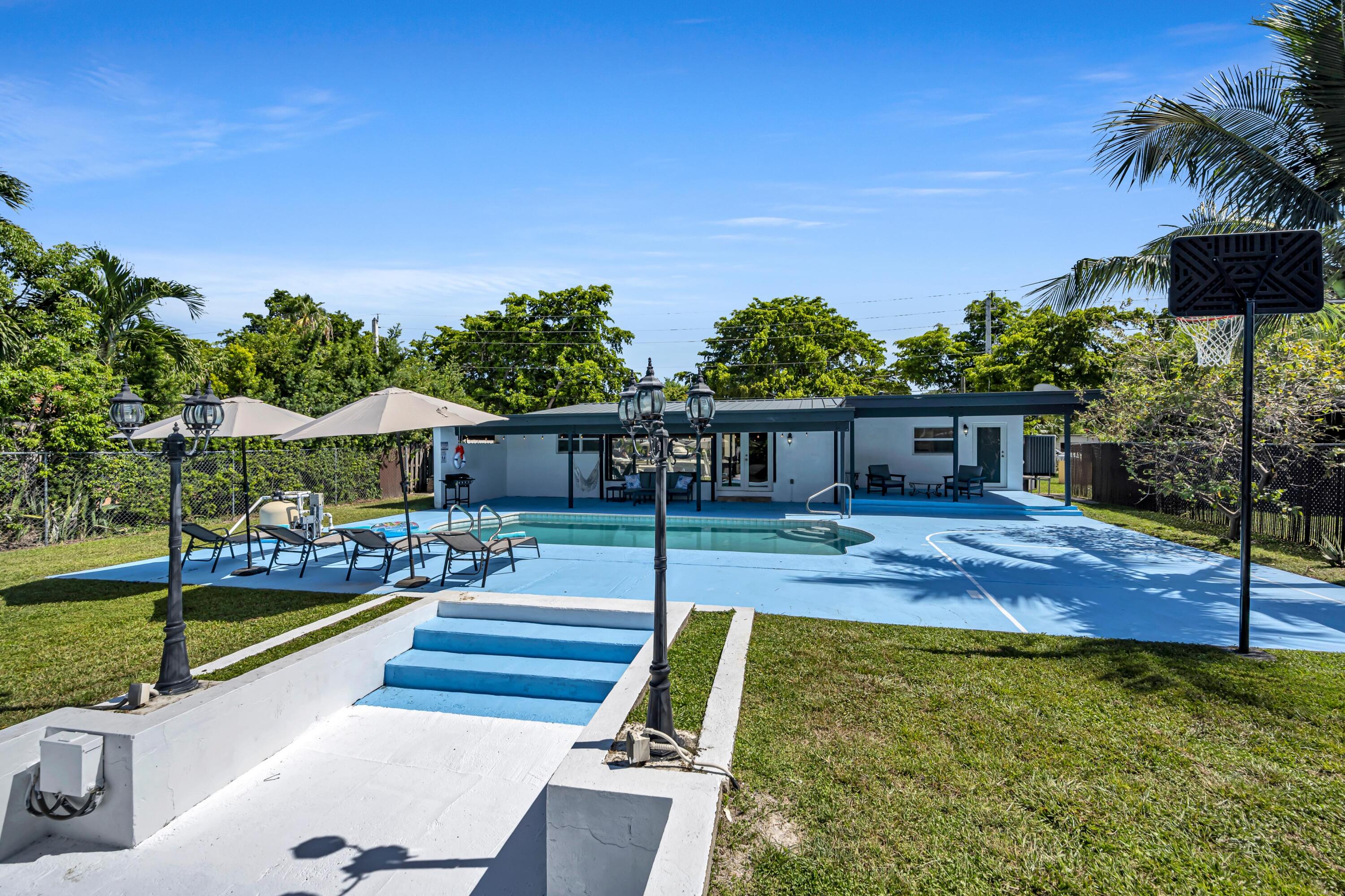 1875 Keystone, North Miami FL 33181