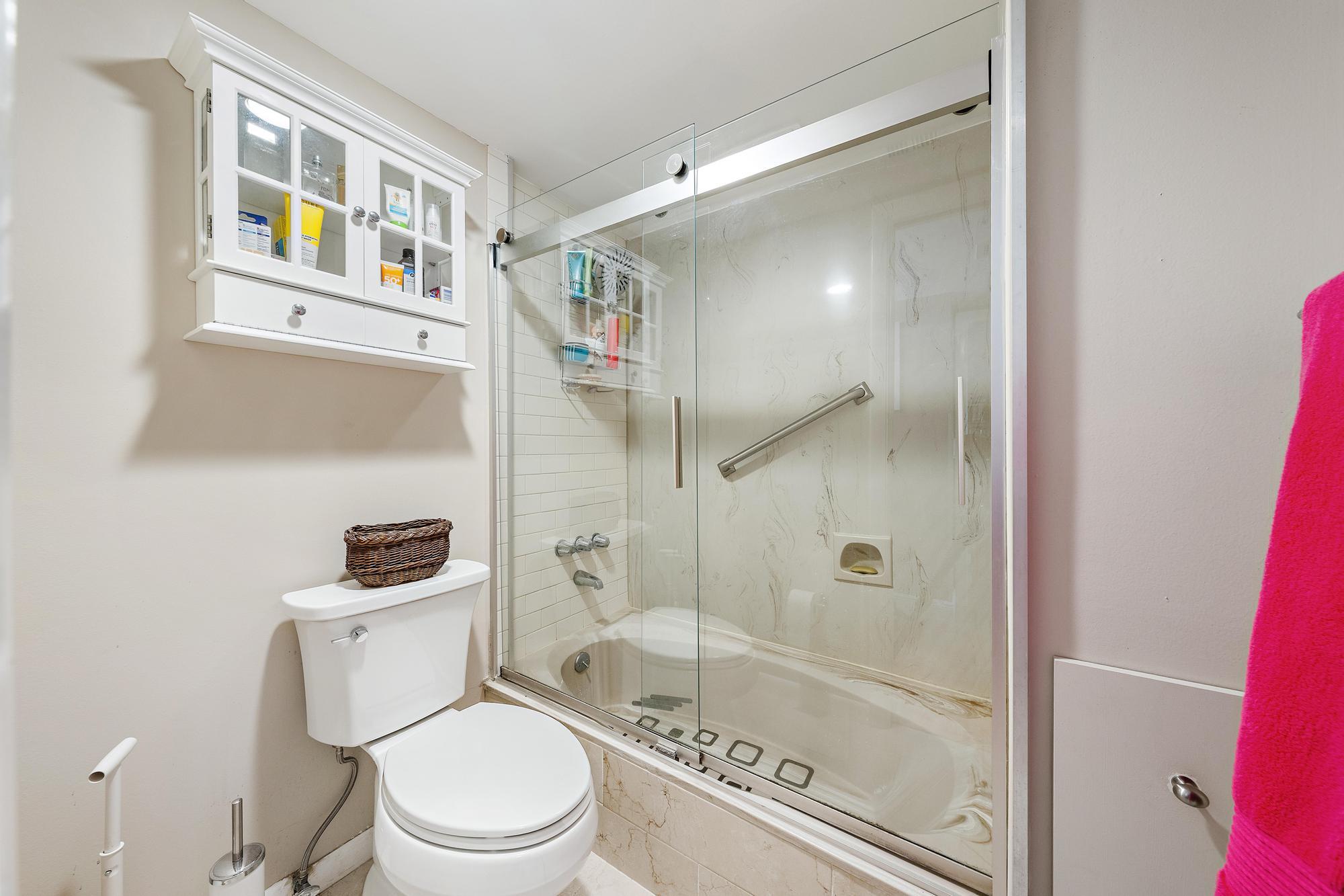 155 Yacht Club #207, North Palm Beach FL 33408
