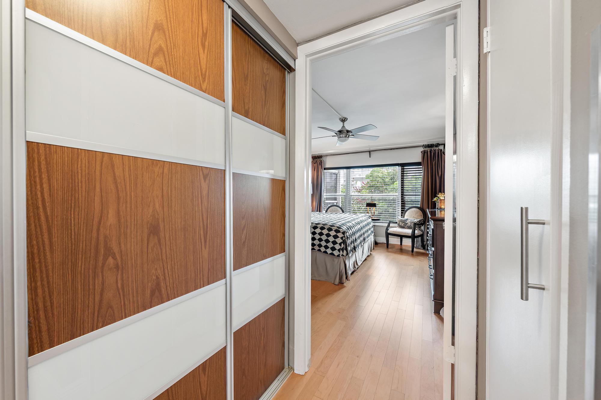 155 Yacht Club #207, North Palm Beach FL 33408
