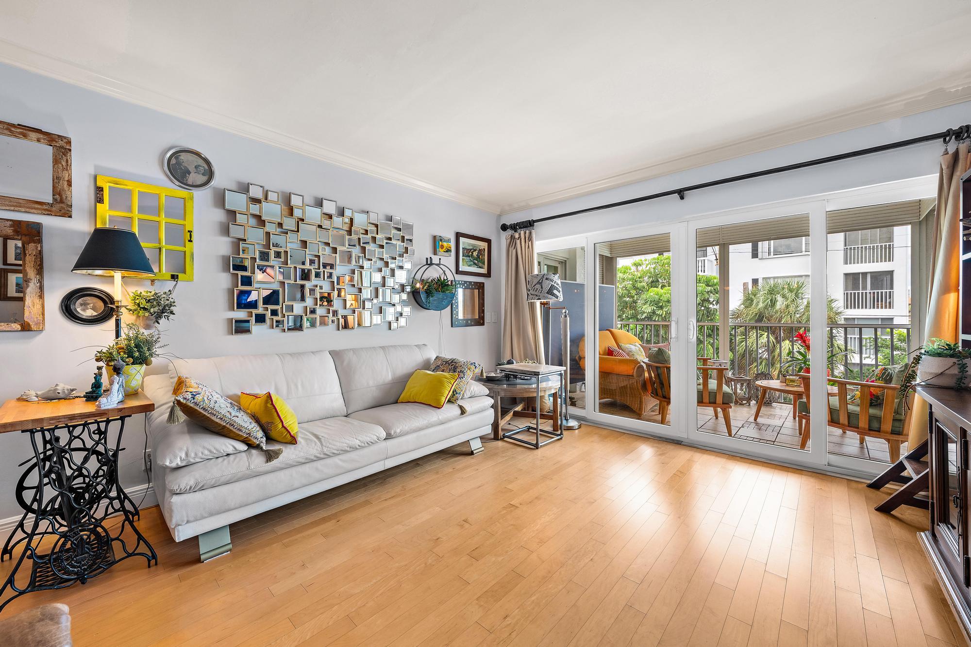 155 Yacht Club #207, North Palm Beach FL 33408
